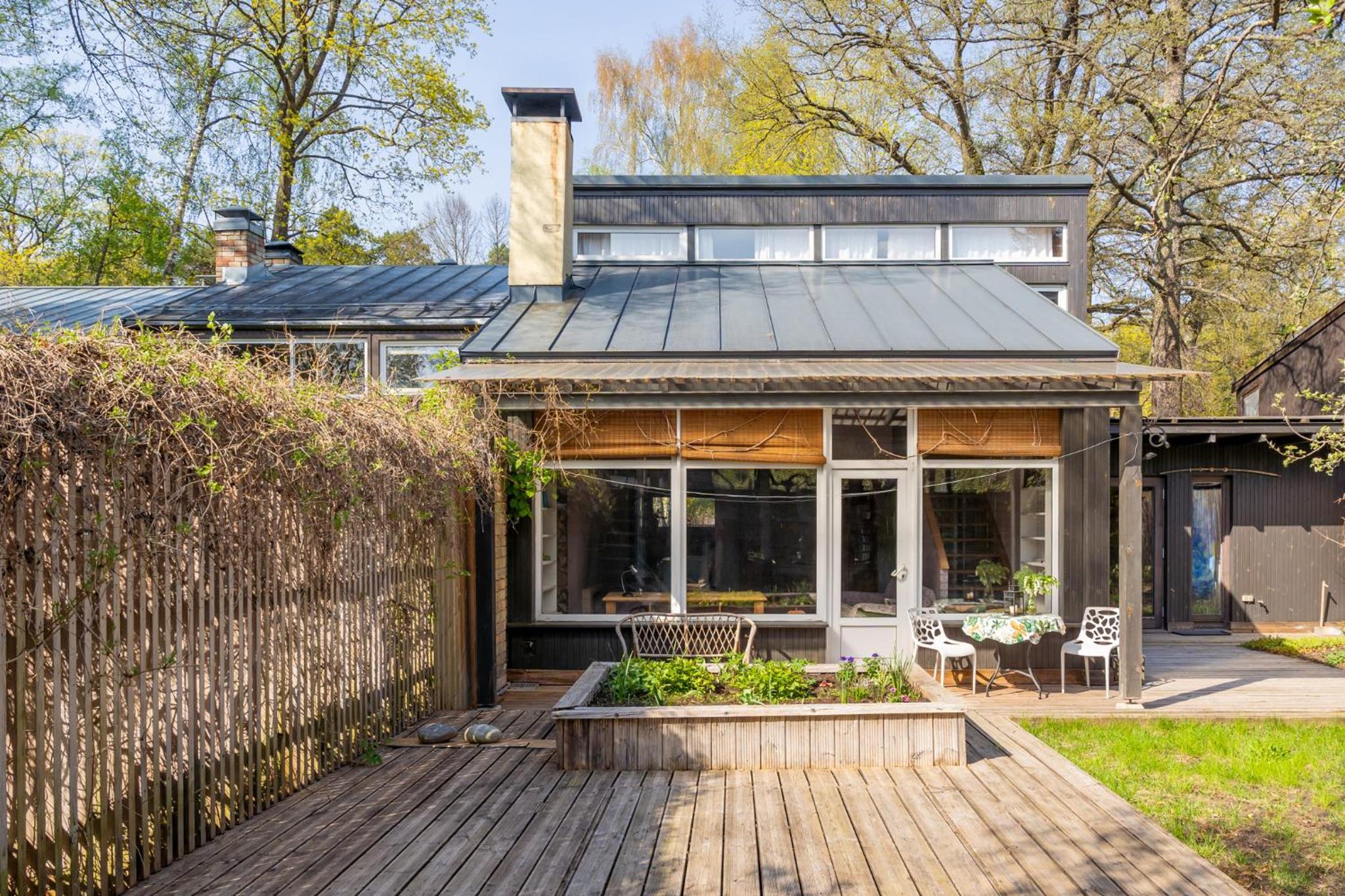Family private house in Dubulti, Jurmala, 400m to the beach
