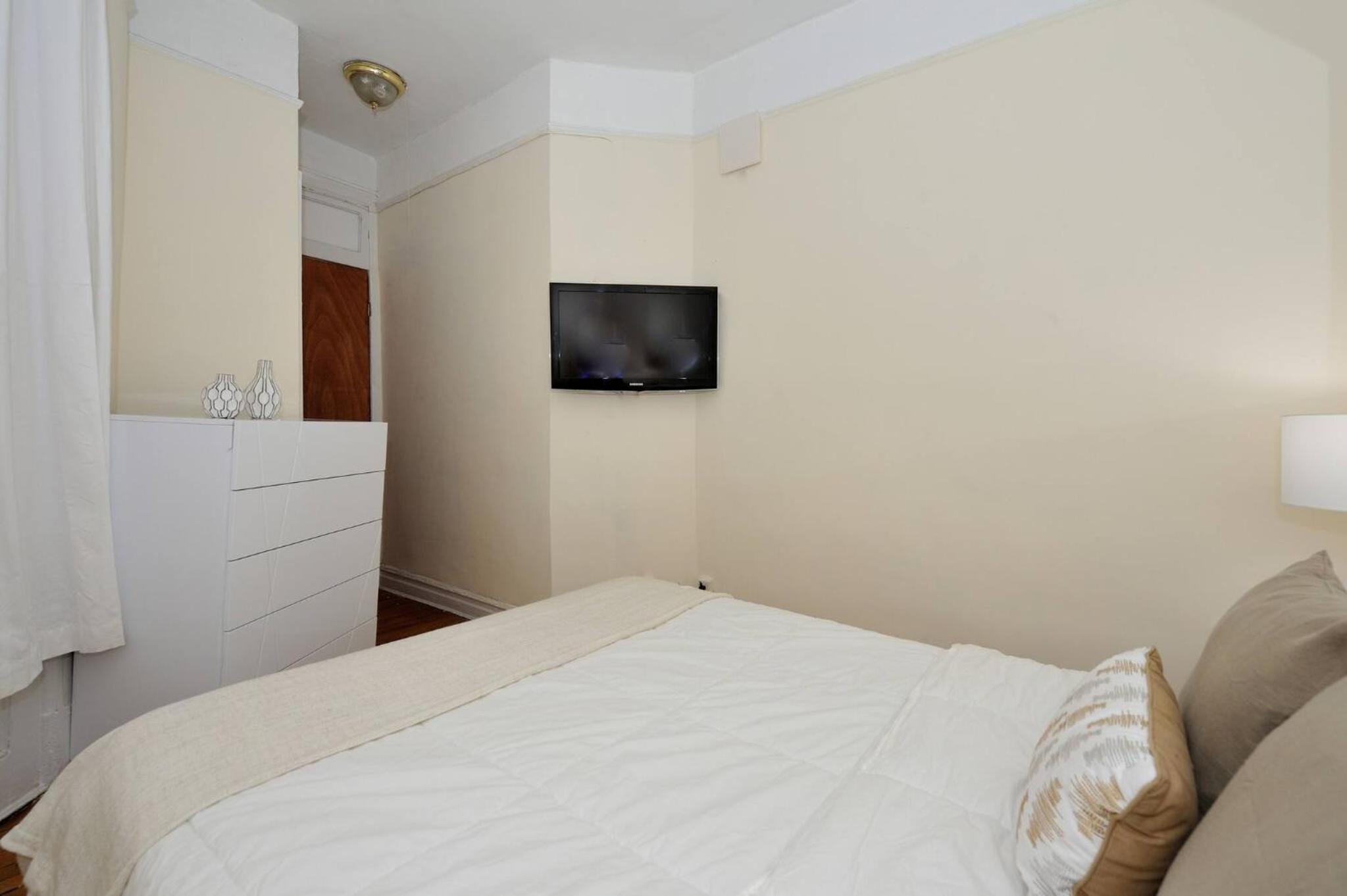 Furnished Upper West Side 1 Br Apartment Rental