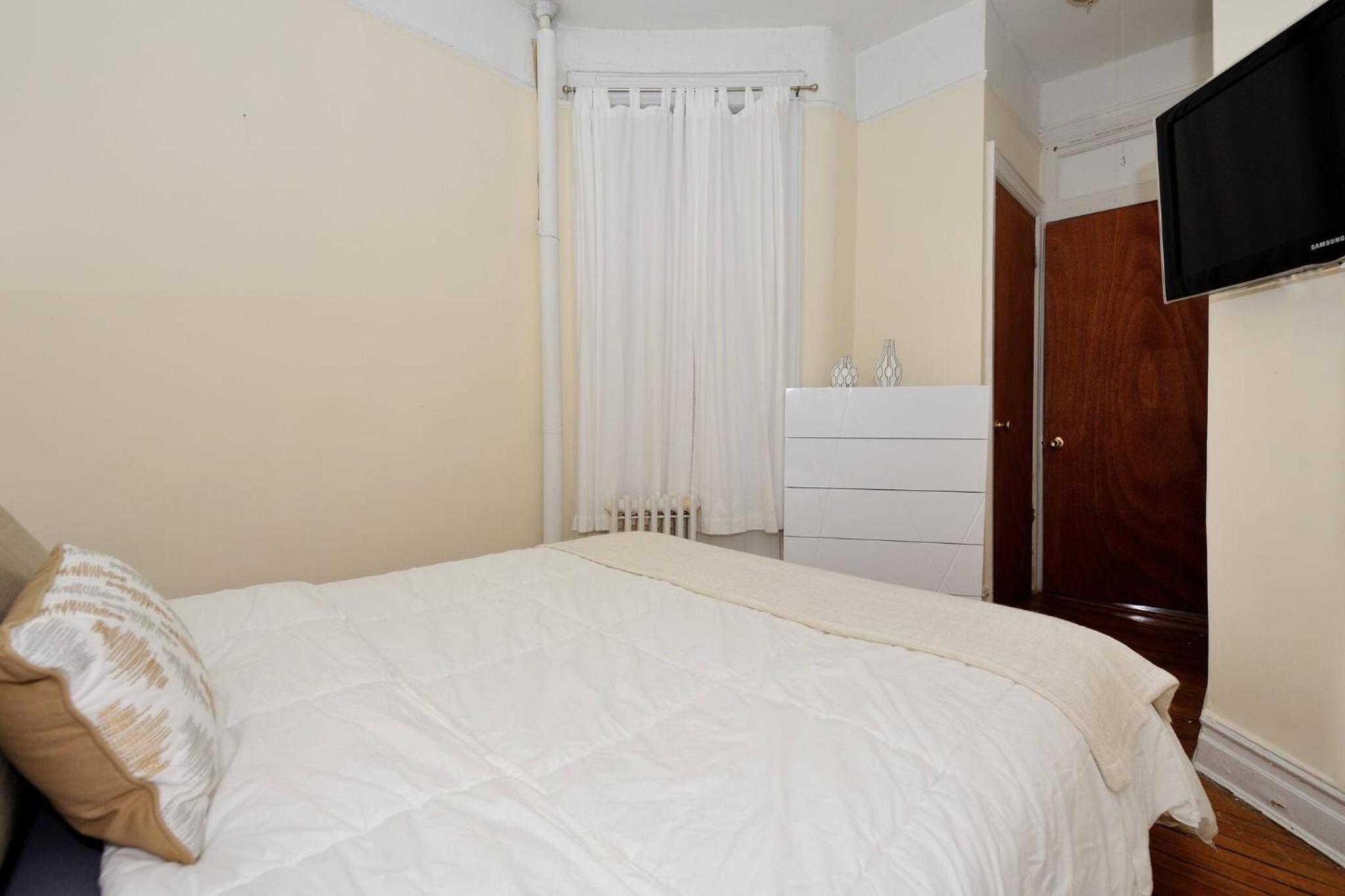 Furnished Upper West Side 1 Br Apartment Rental