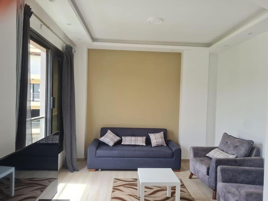 Superb City Stay in 2 bedroom Apt in Midtown Compound, AUC Avenue, New Cairo