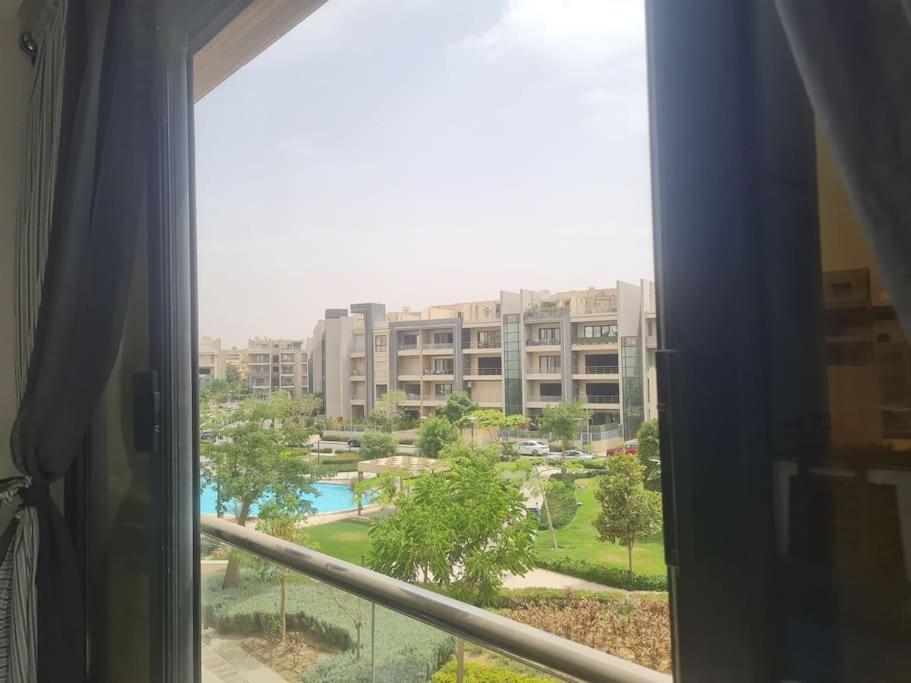 Superb City Stay in 2 bedroom Apt in Midtown Compound, AUC Avenue, New Cairo