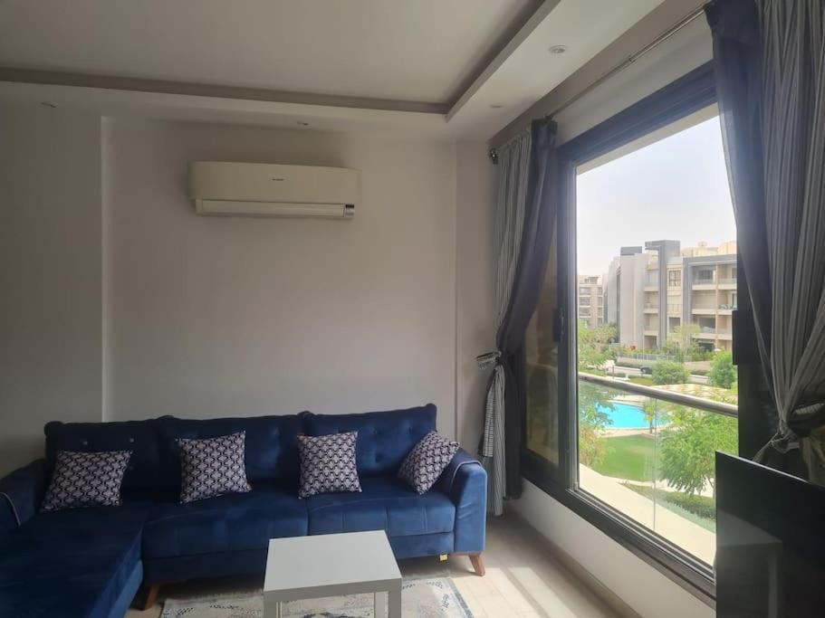 Superb City Stay in 2 bedroom Apt in Midtown Compound, AUC Avenue, New Cairo