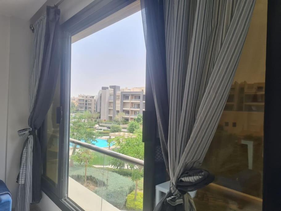 Superb City Stay in 2 bedroom Apt in Midtown Compound, AUC Avenue, New Cairo