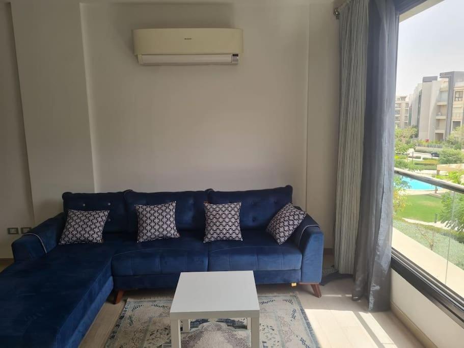 Superb City Stay in 2 bedroom Apt in Midtown Compound, AUC Avenue, New Cairo