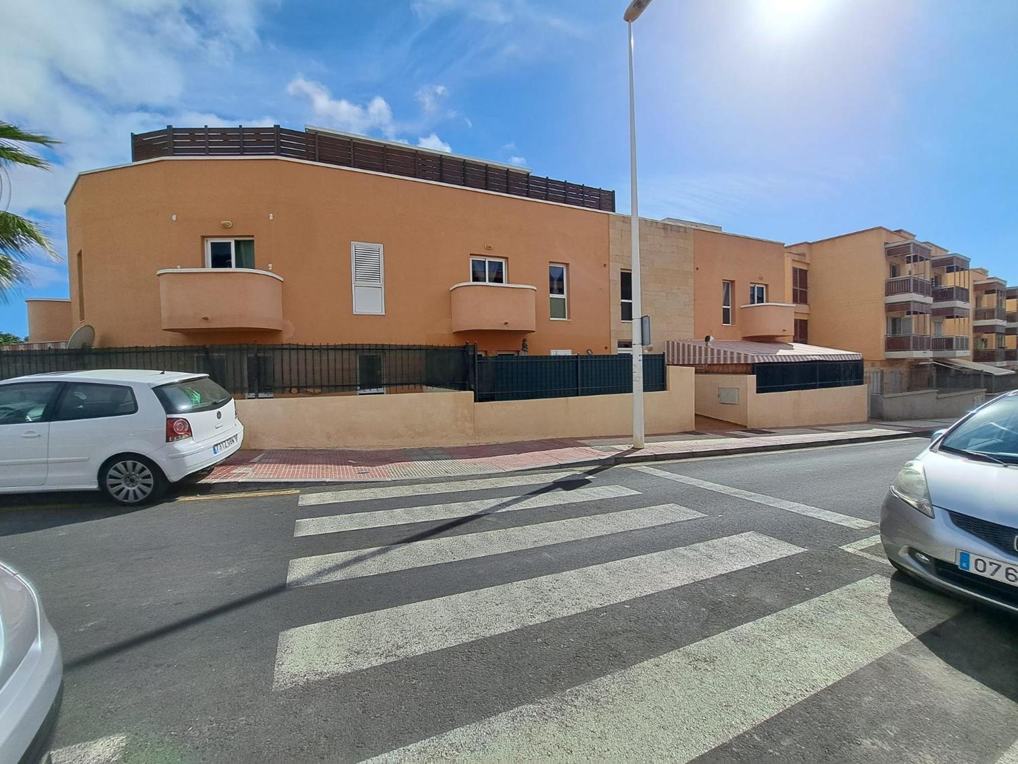 Two bedroom apartment with nice terrace in Adeje