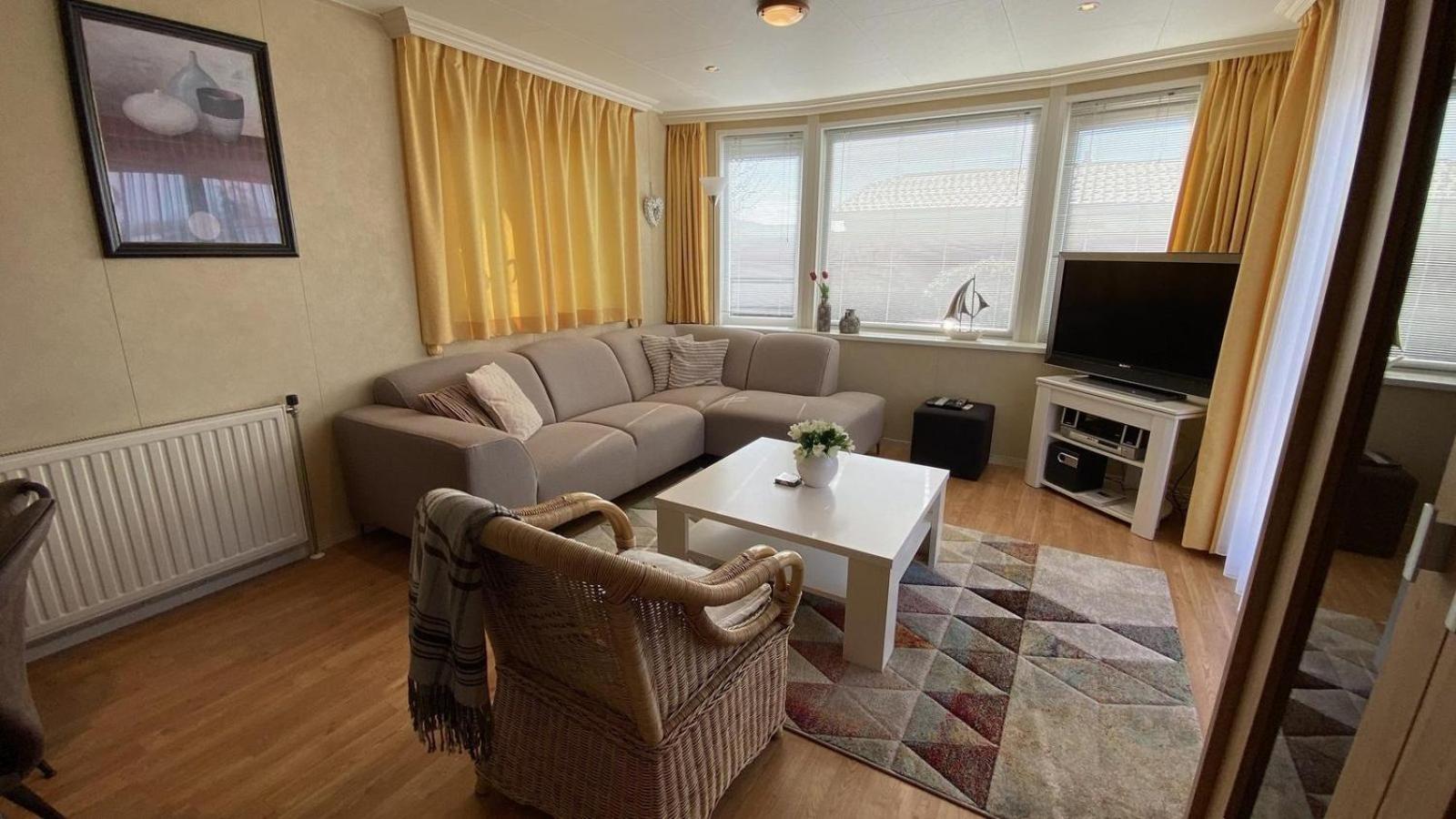 VZ953 Vakantiechalet in Sint-Annaland view 4