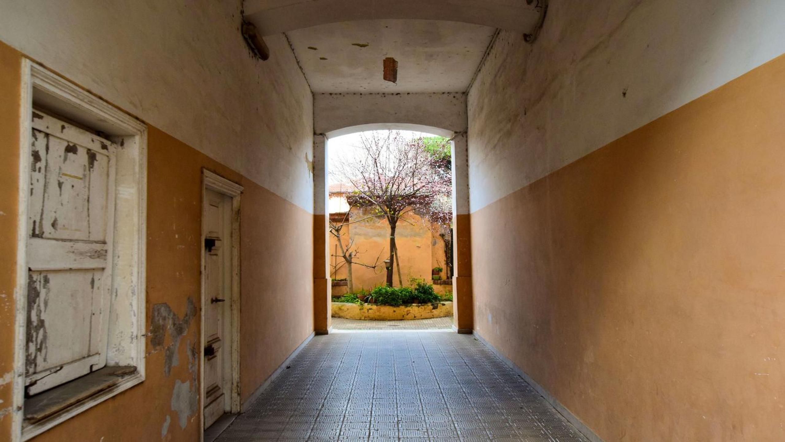 Roma Saba Home
