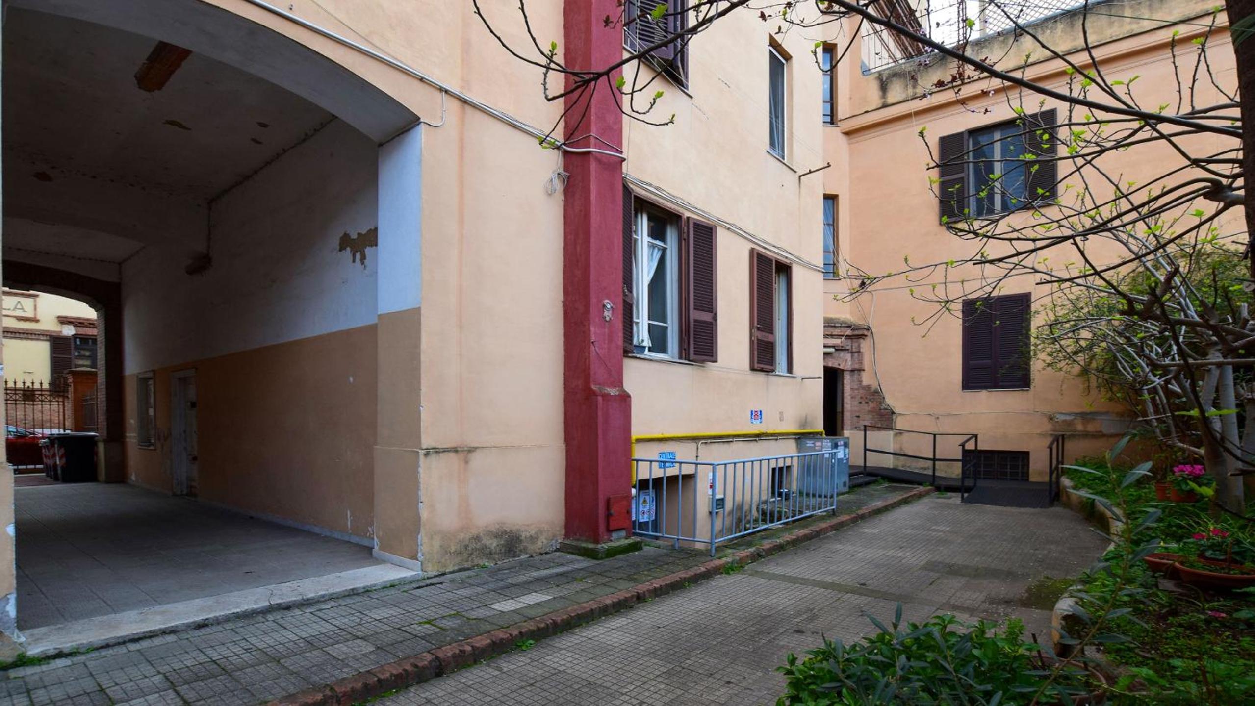 Roma Saba Home
