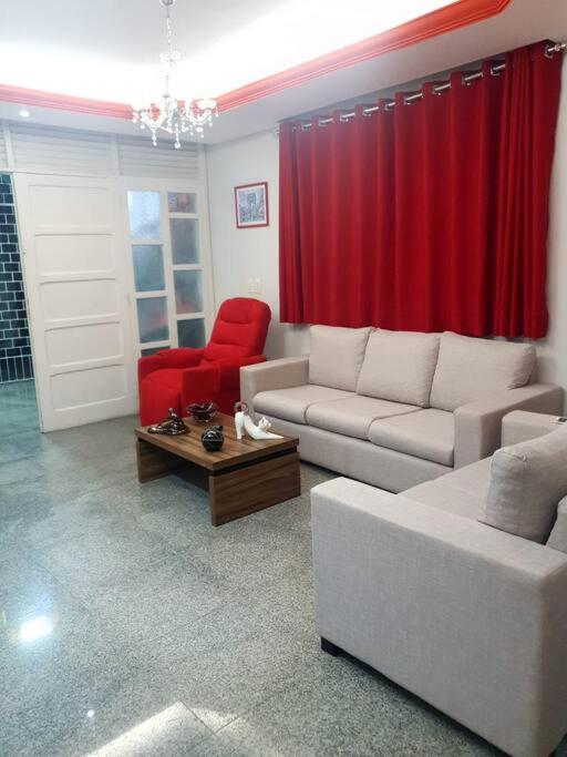 locação de casa no Jardim Tavares por diária.