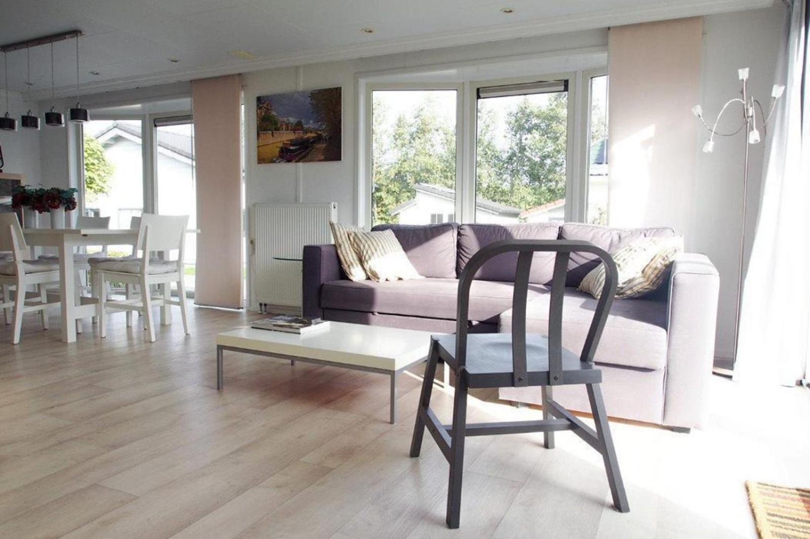 VZ1081 Vakantiewoning Sint-Annaland view 2