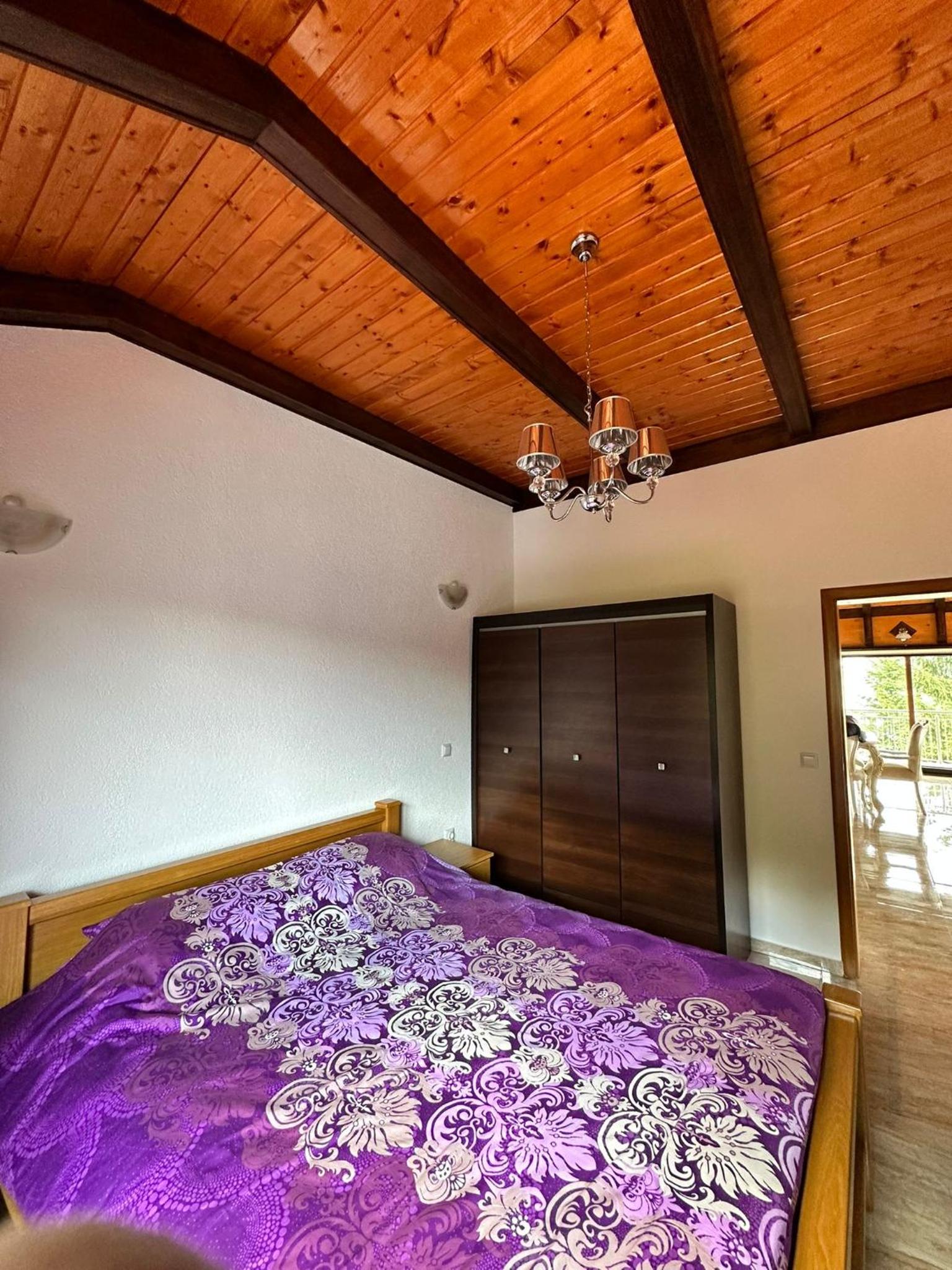 Lux Villa Emina