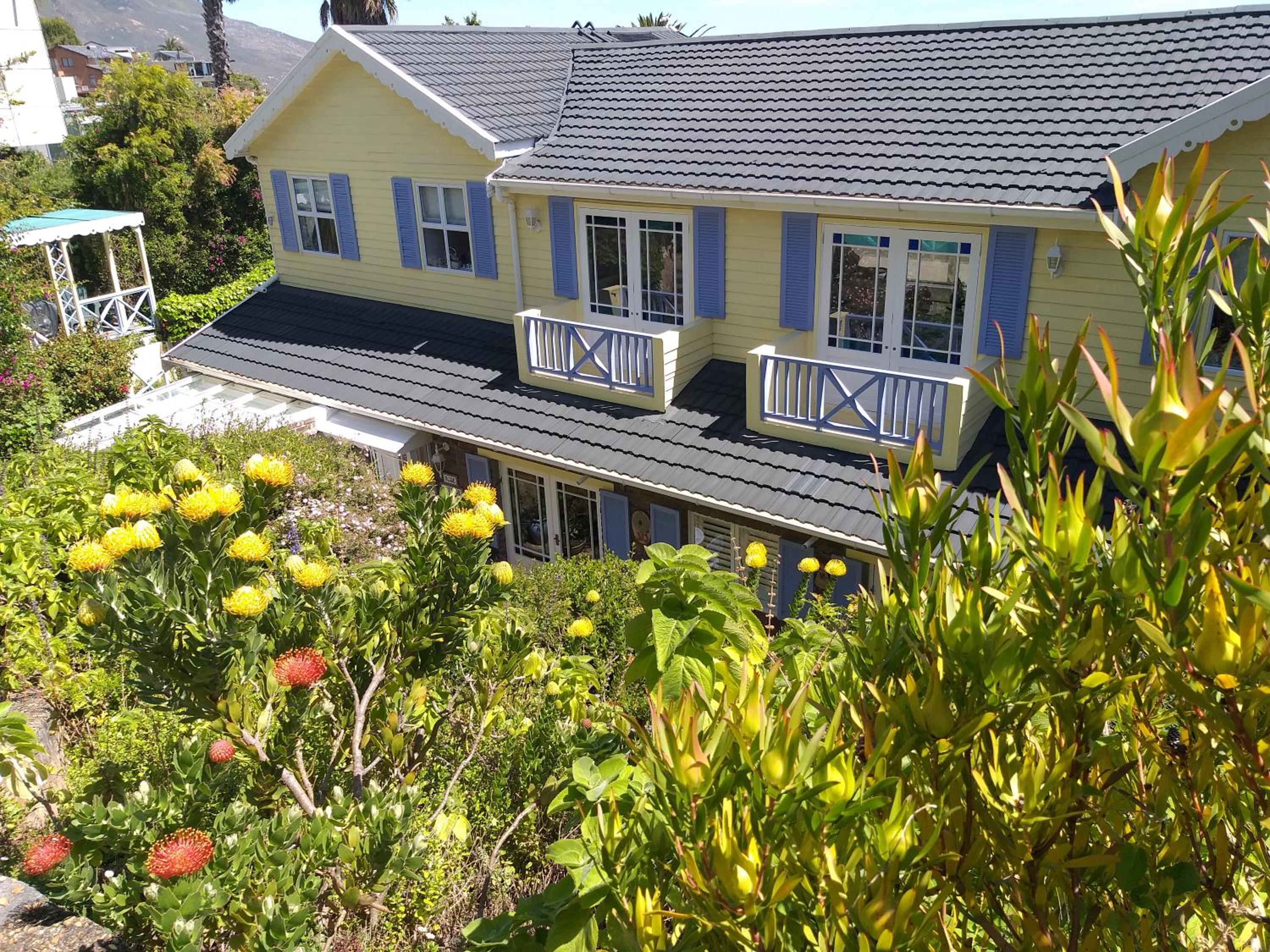 Cape Rose Cottage - Penthouse in Camps Bay view 4