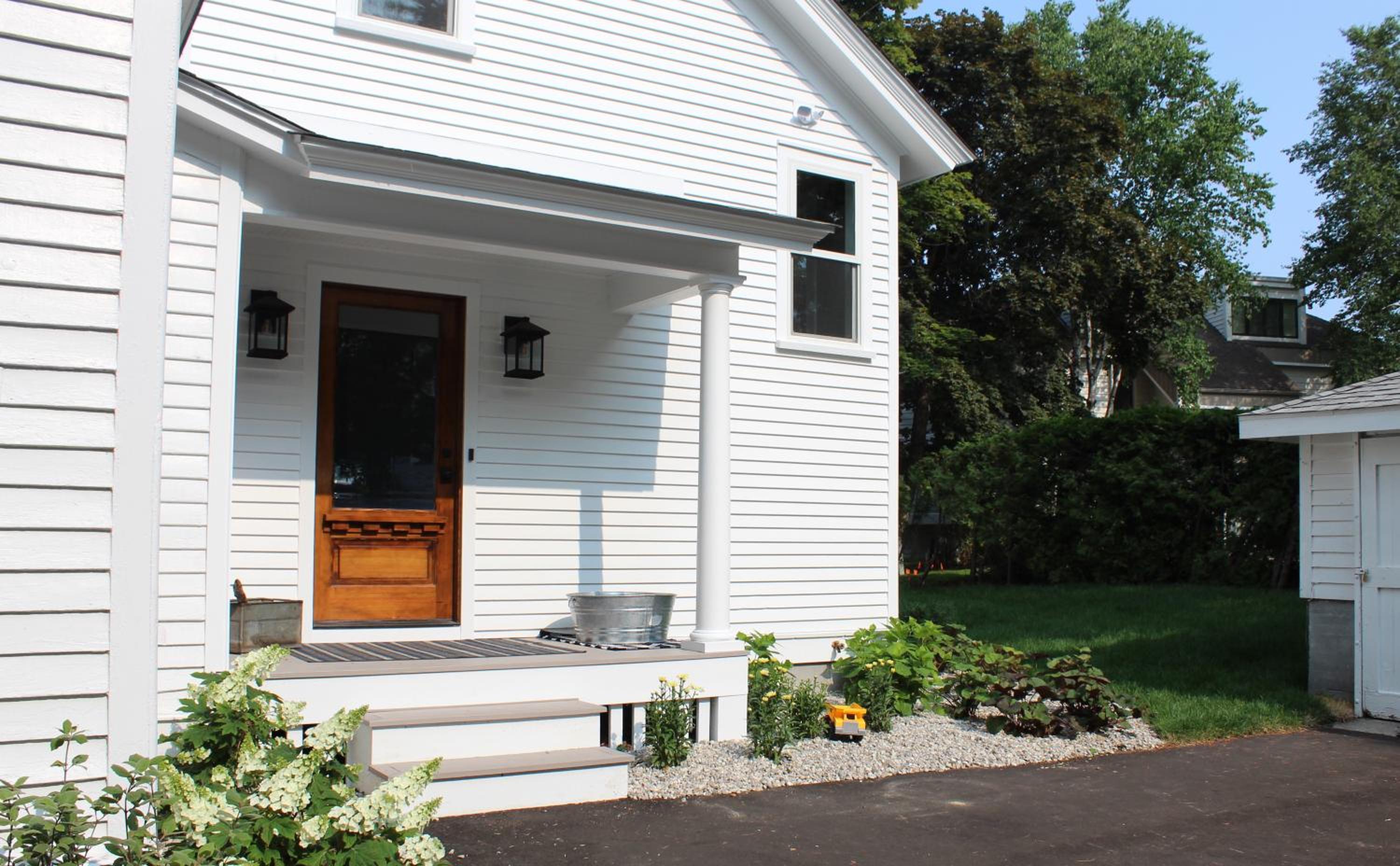 River Side Cottage - Downtown