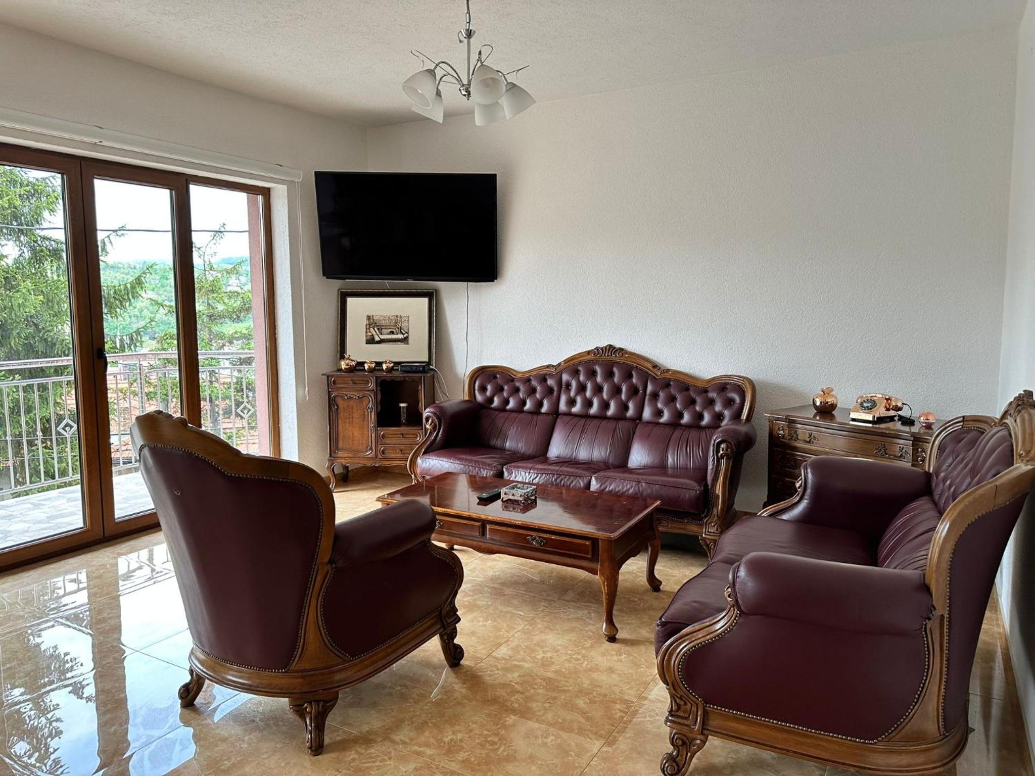 Lux Villa Emina