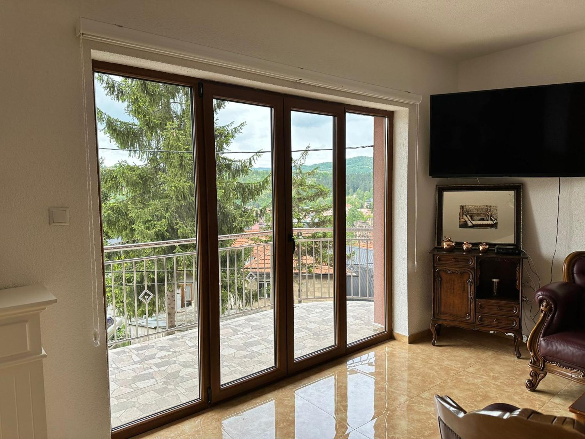 Lux Villa Emina