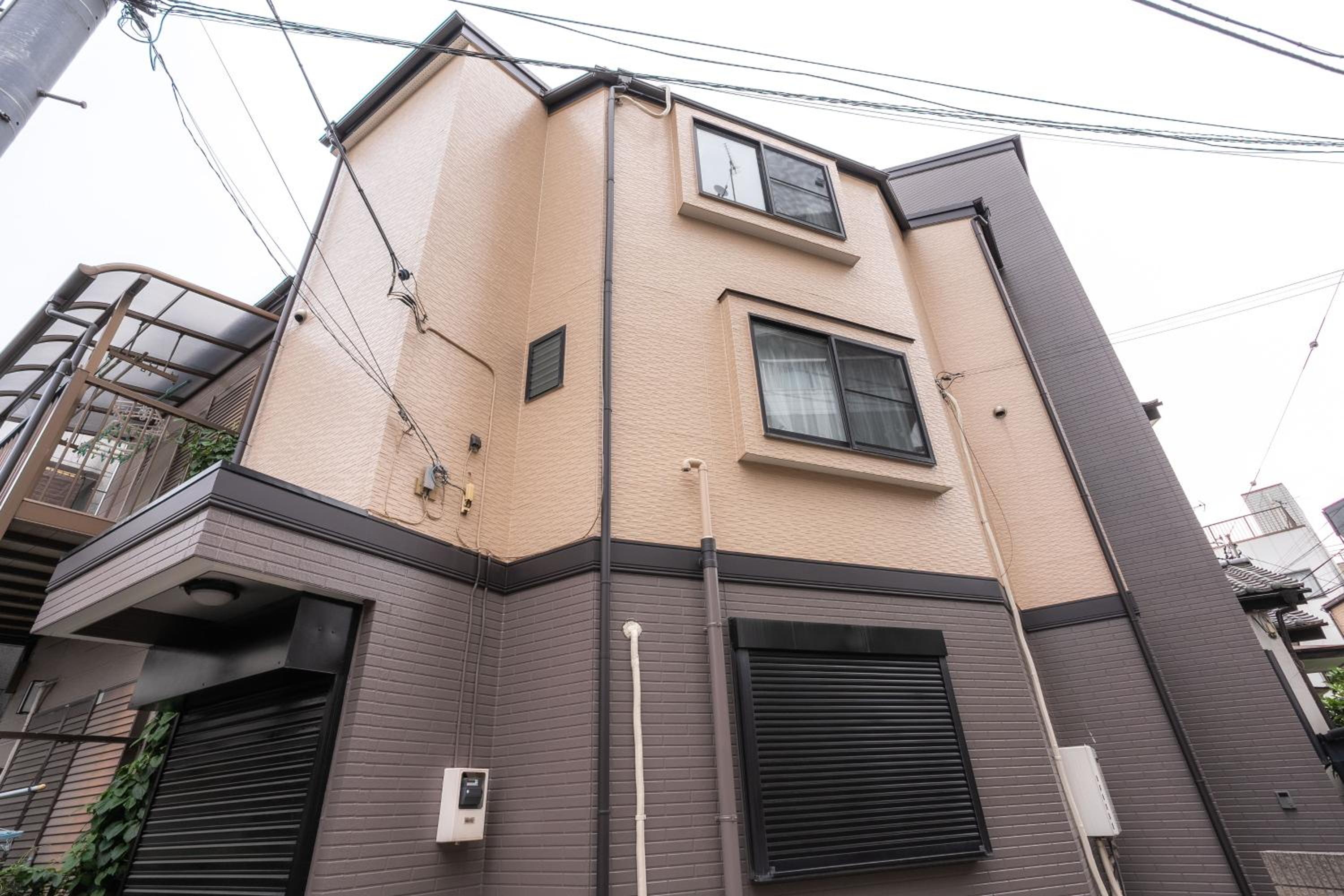 7House