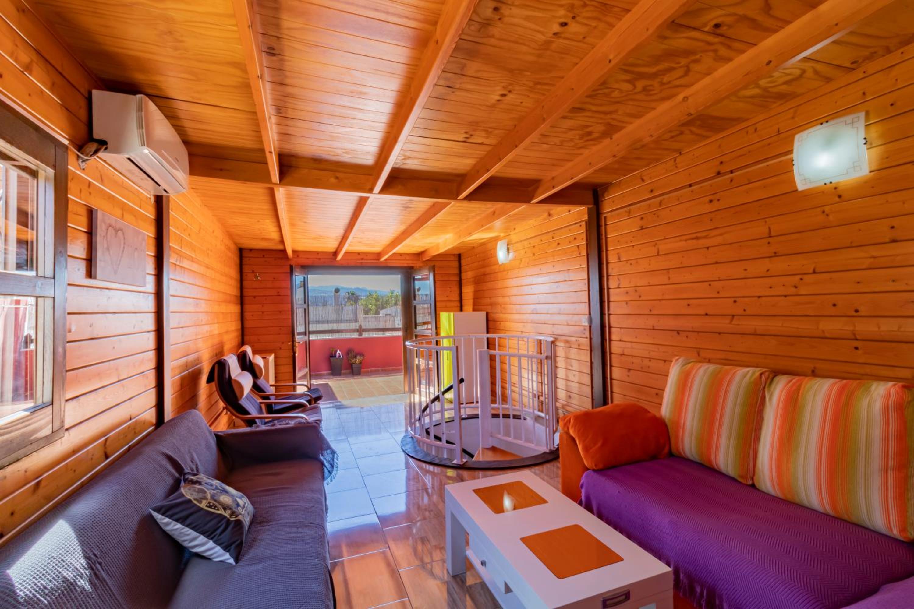 RentitSpain Apartamento Aguamarina con Hermoso Balcón