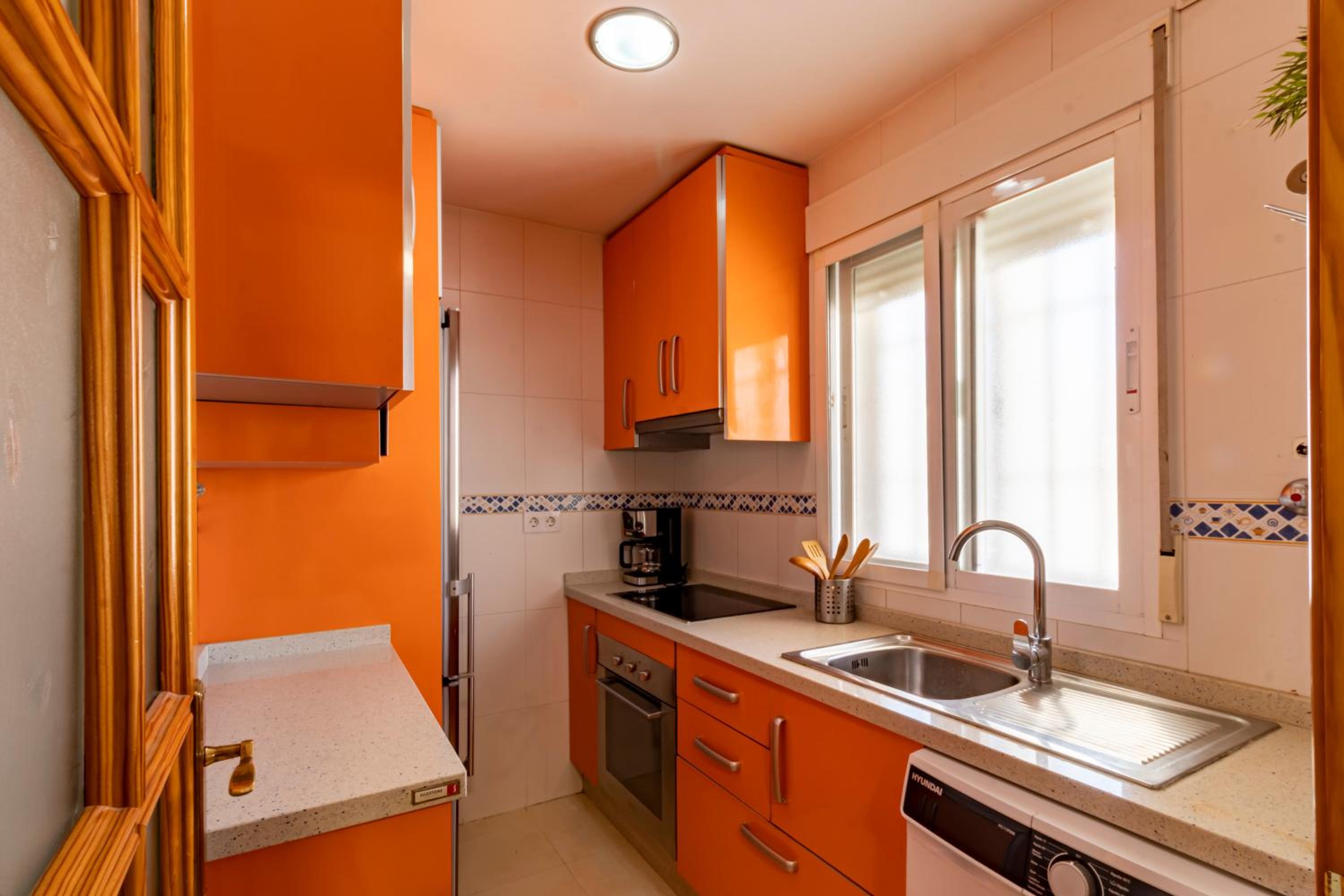 RentitSpain Apartamento Aguamarina con Hermoso Balcón