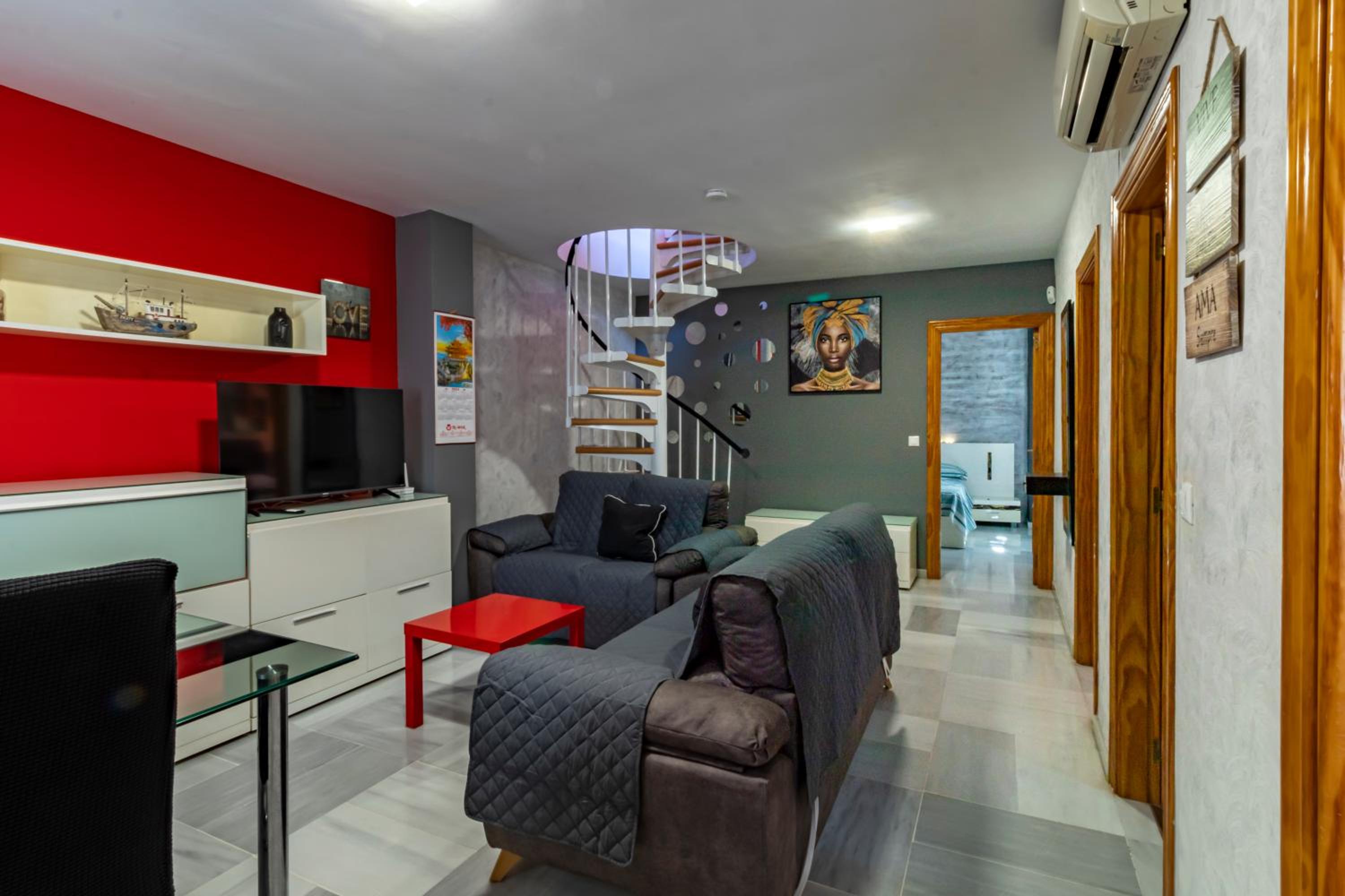 RentitSpain Apartamento Aguamarina con Hermoso Balcón