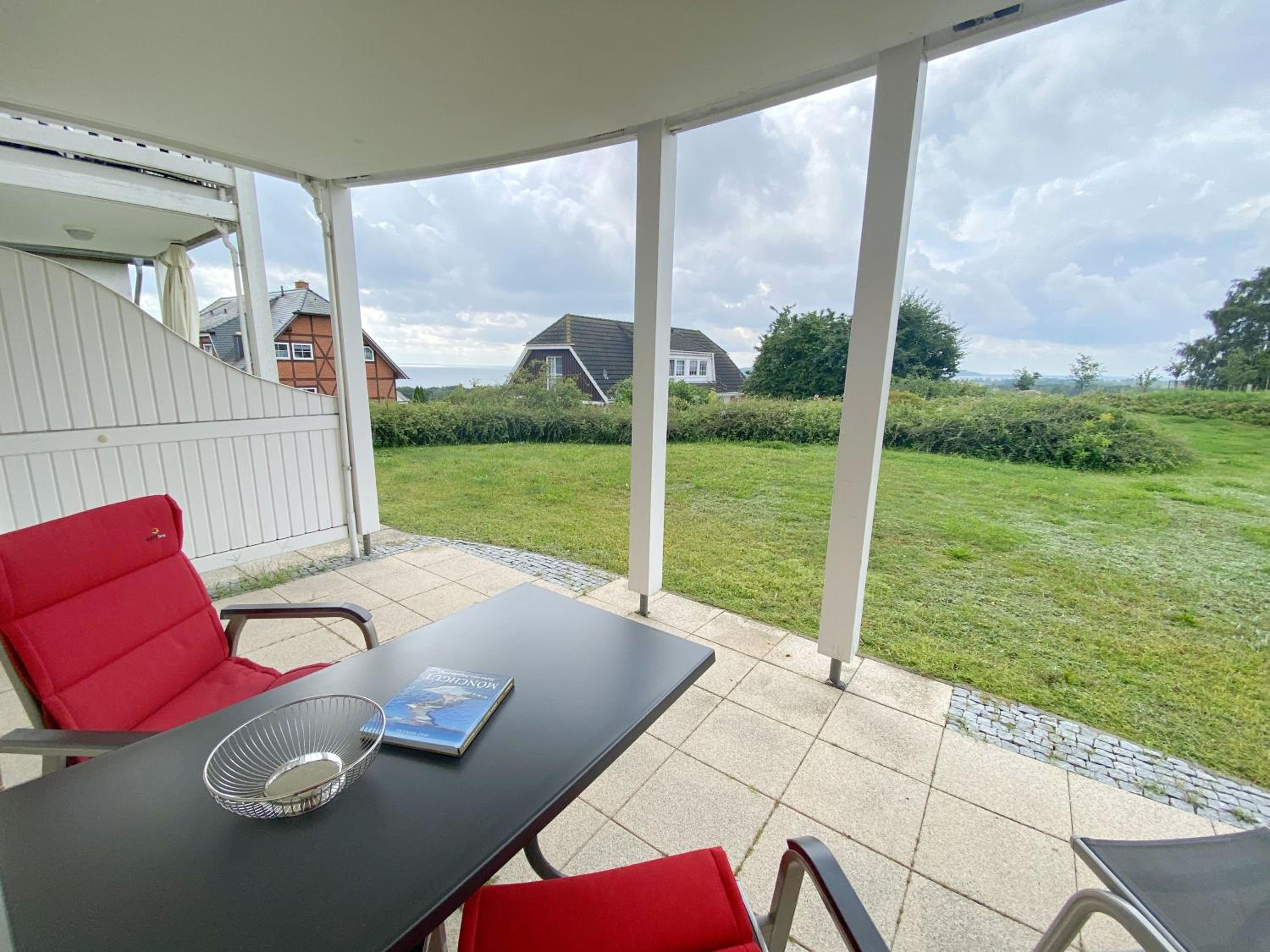 Haus Rügenscher Bodden Whg 02 mit Meerblick