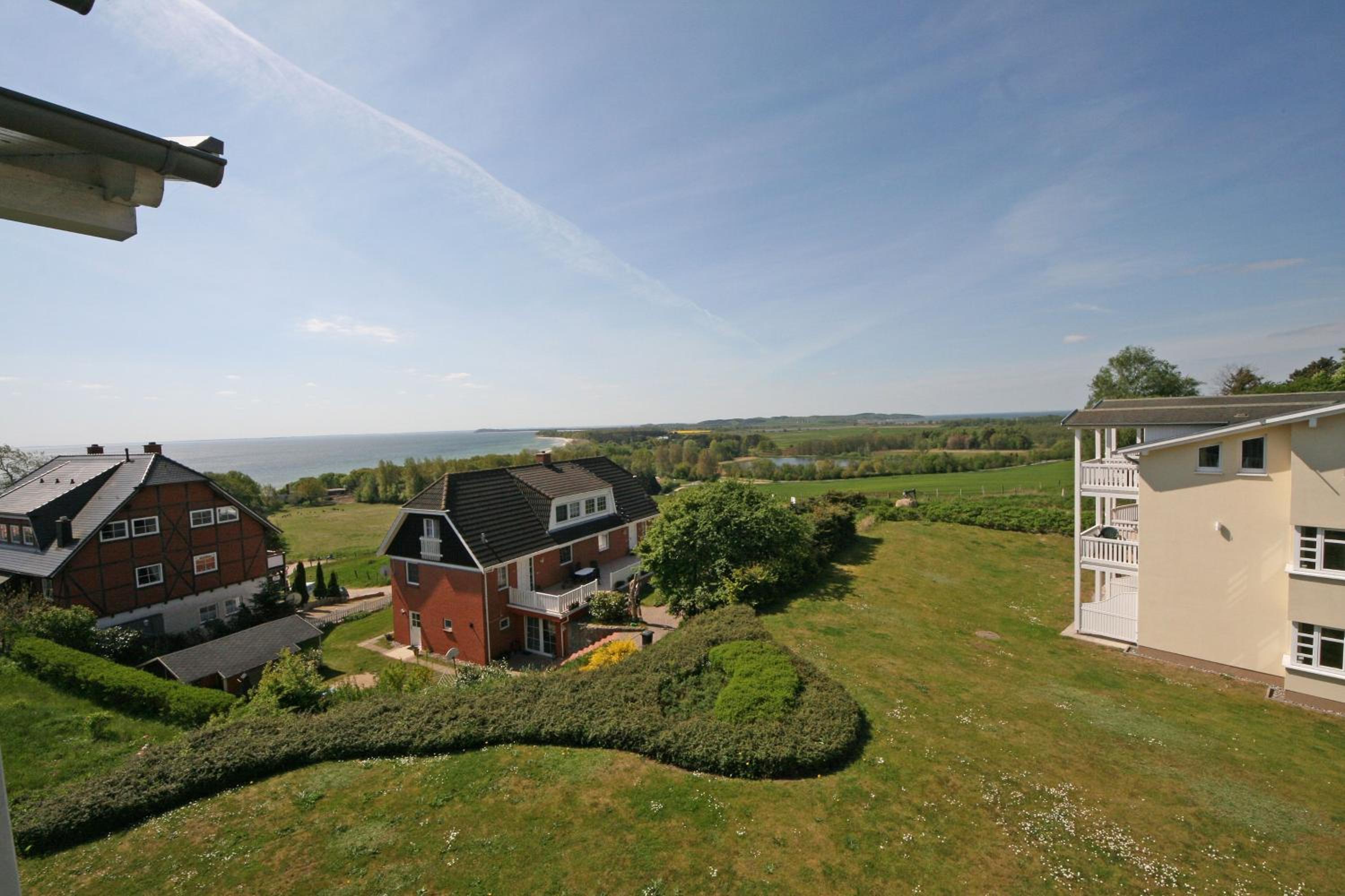 Haus Rügenscher Bodden Whg 8 und Whg 9 mit Meerblick