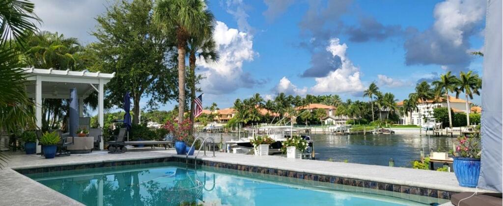 Awesome Intracoastal Waterfront