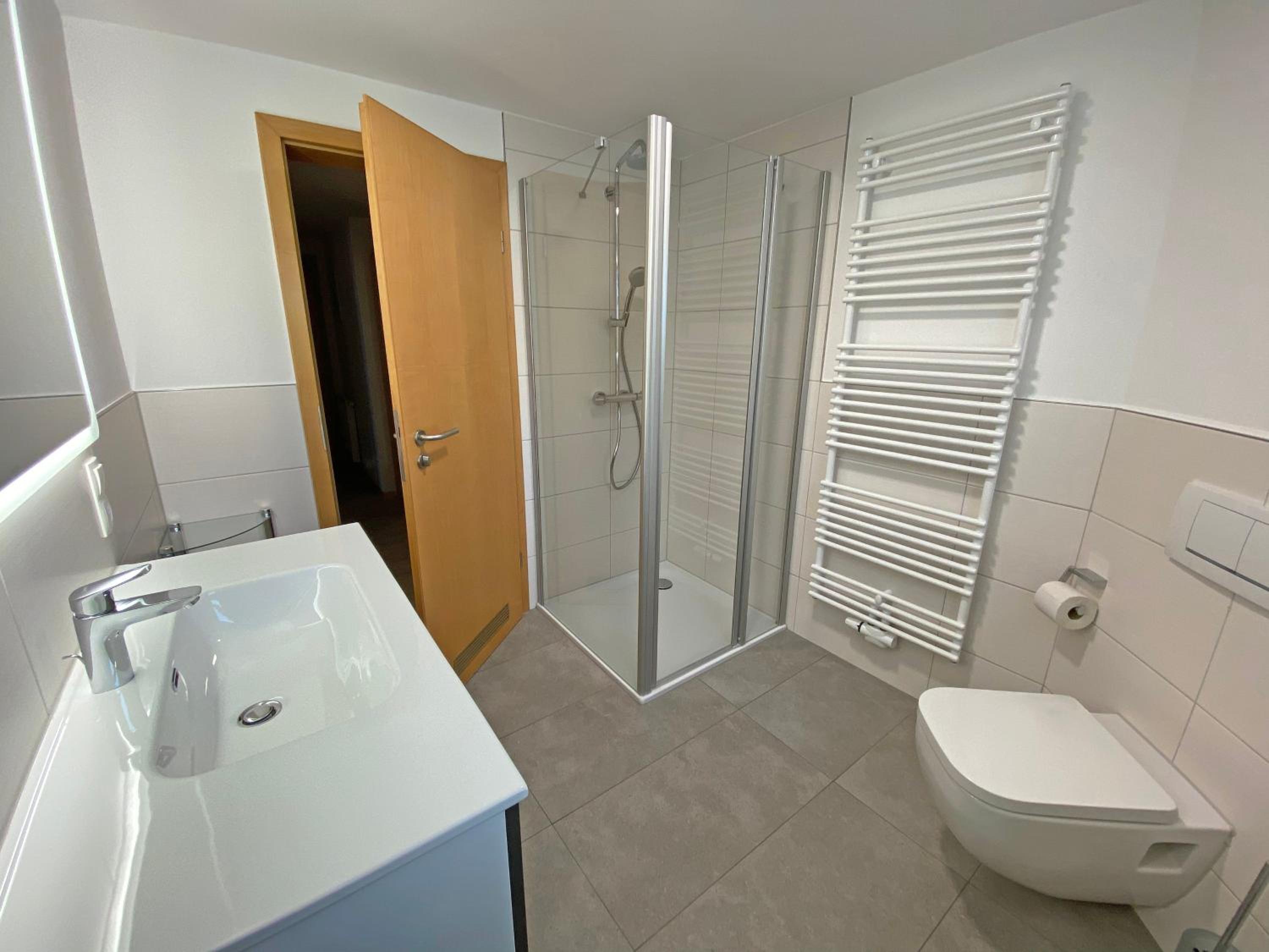 Haus Rügenscher Bodden Whg 8 und Whg 9 mit Meerblick