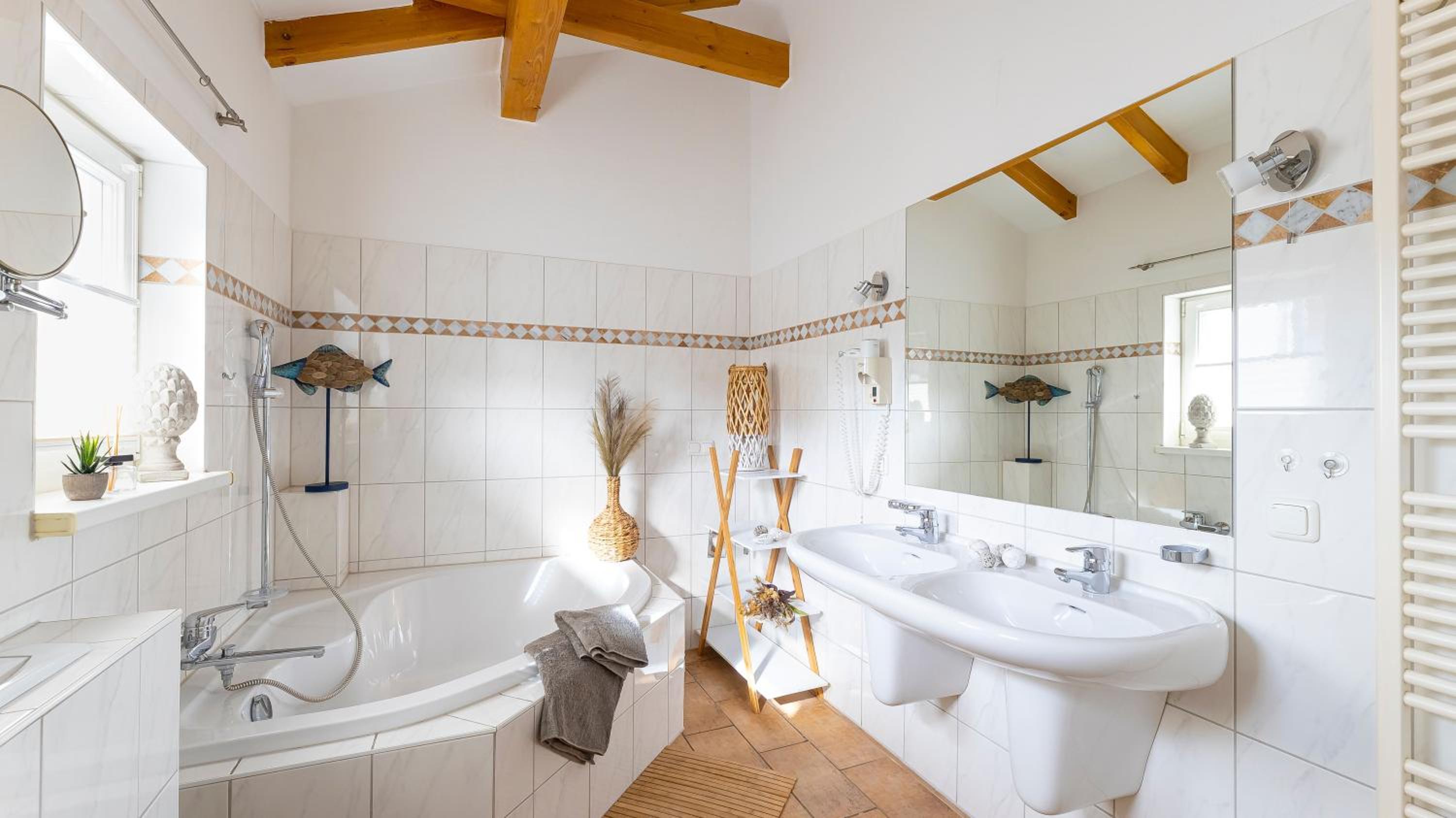Haus Seeblick mit 9 Wohnungen