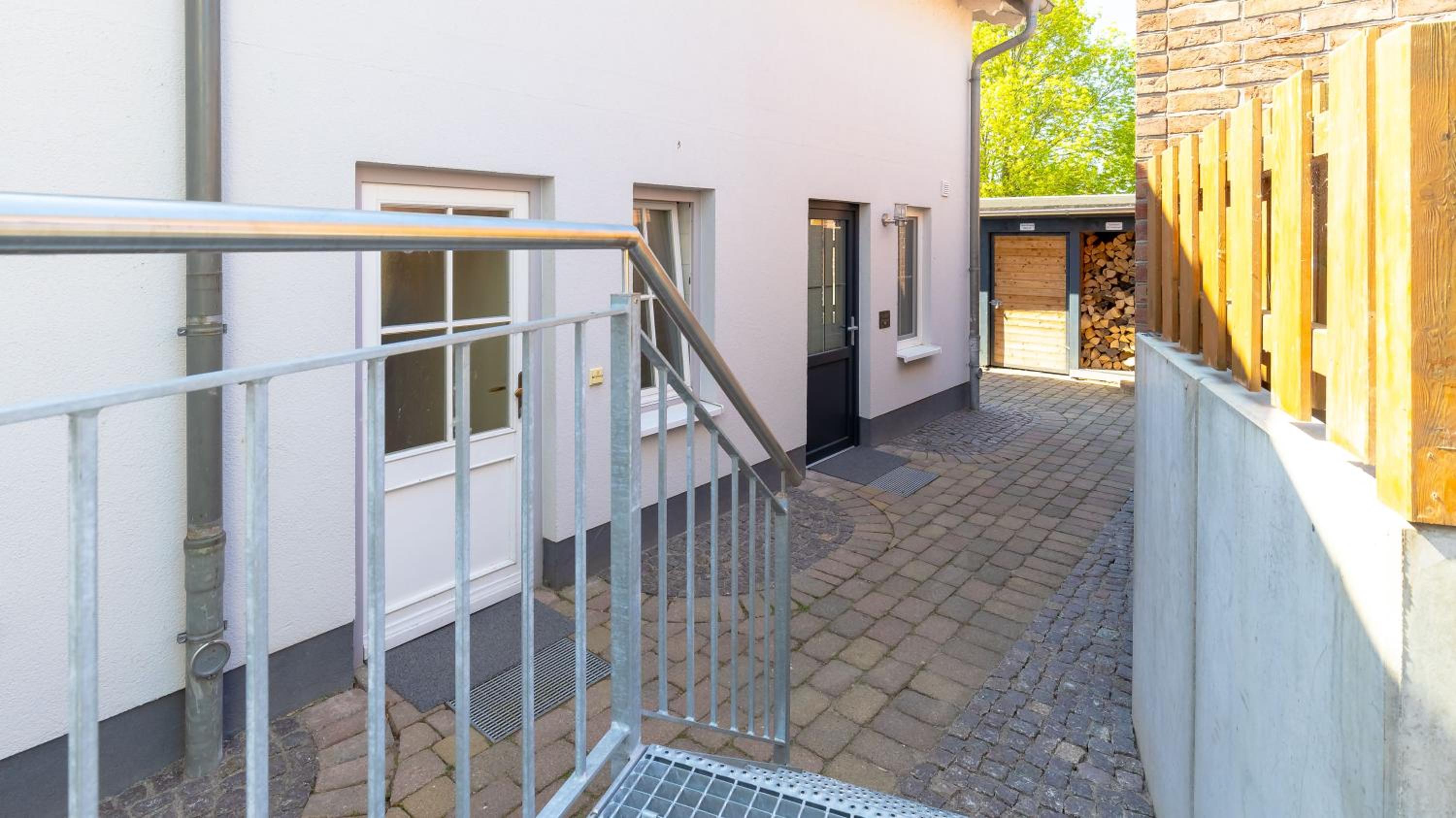 Haus Seeblick mit 9 Wohnungen