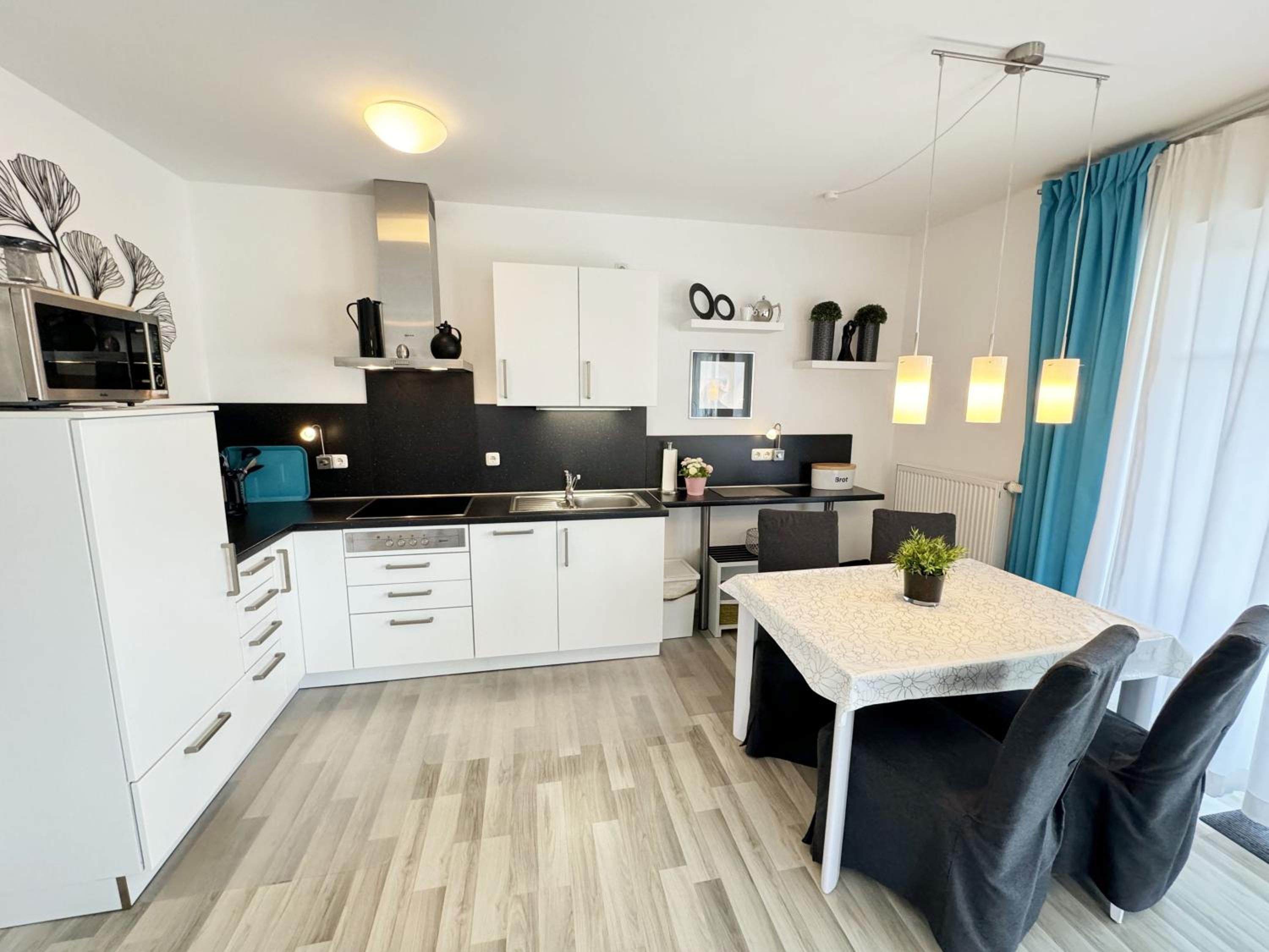 Villa Wilhelmine - Ferienwohnung 04 mit Balkon