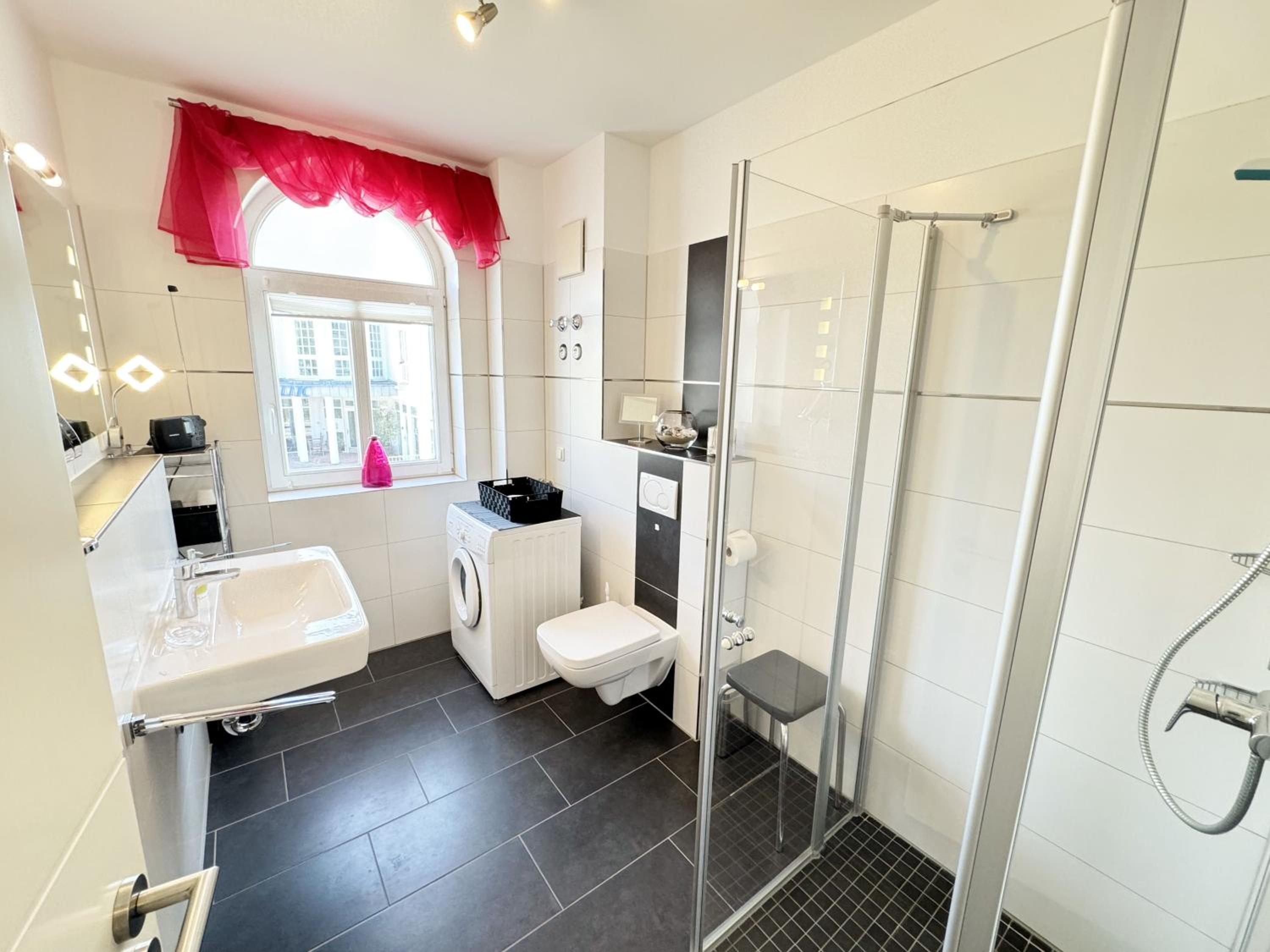 Villa Wilhelmine - Ferienwohnung 04 mit Balkon