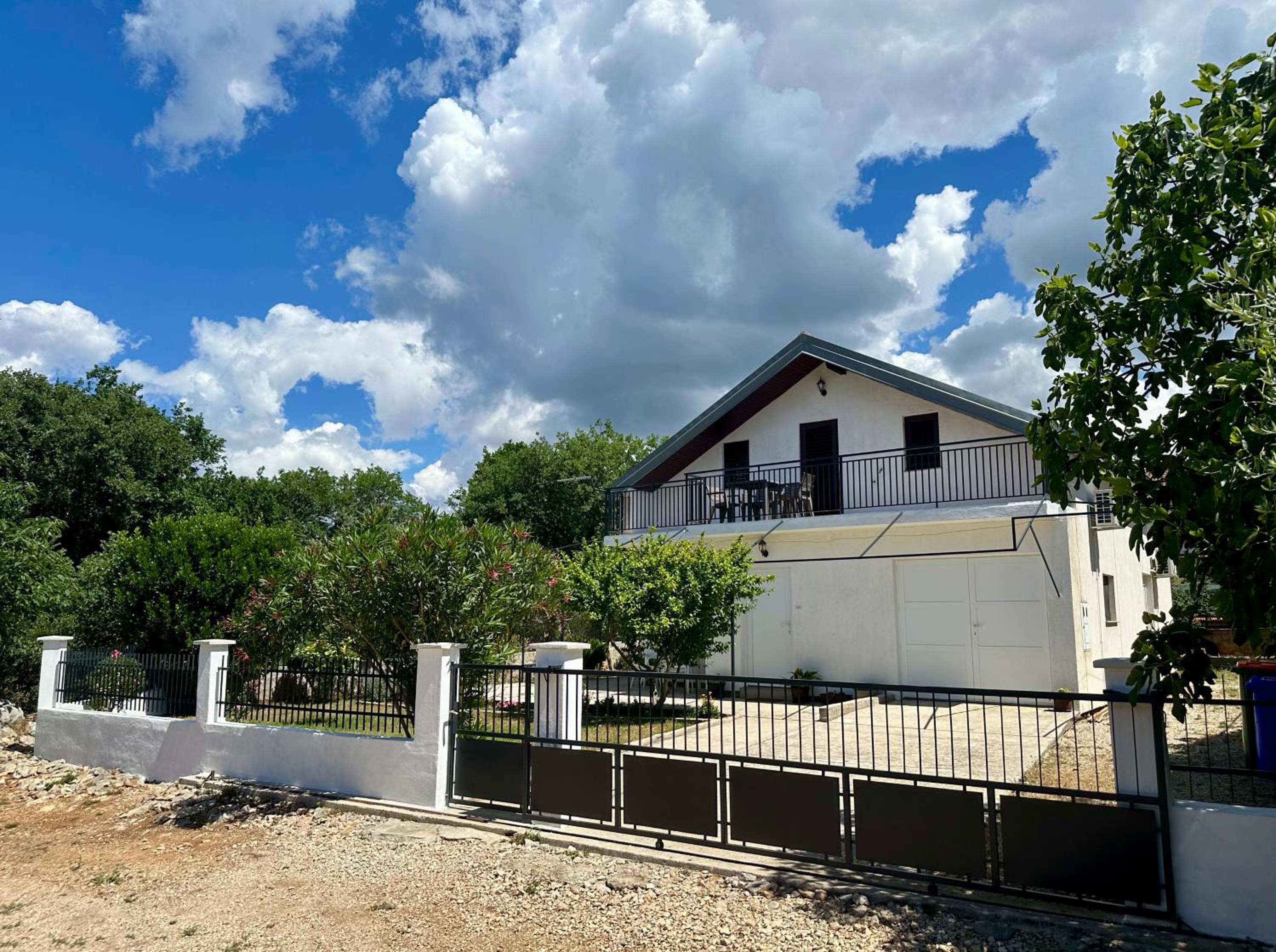 Sailhouse Apartments