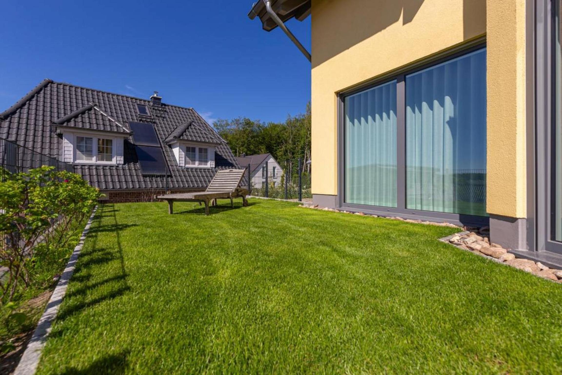 Fewo Südstrand mit Terrasse, Kamin und Sauna