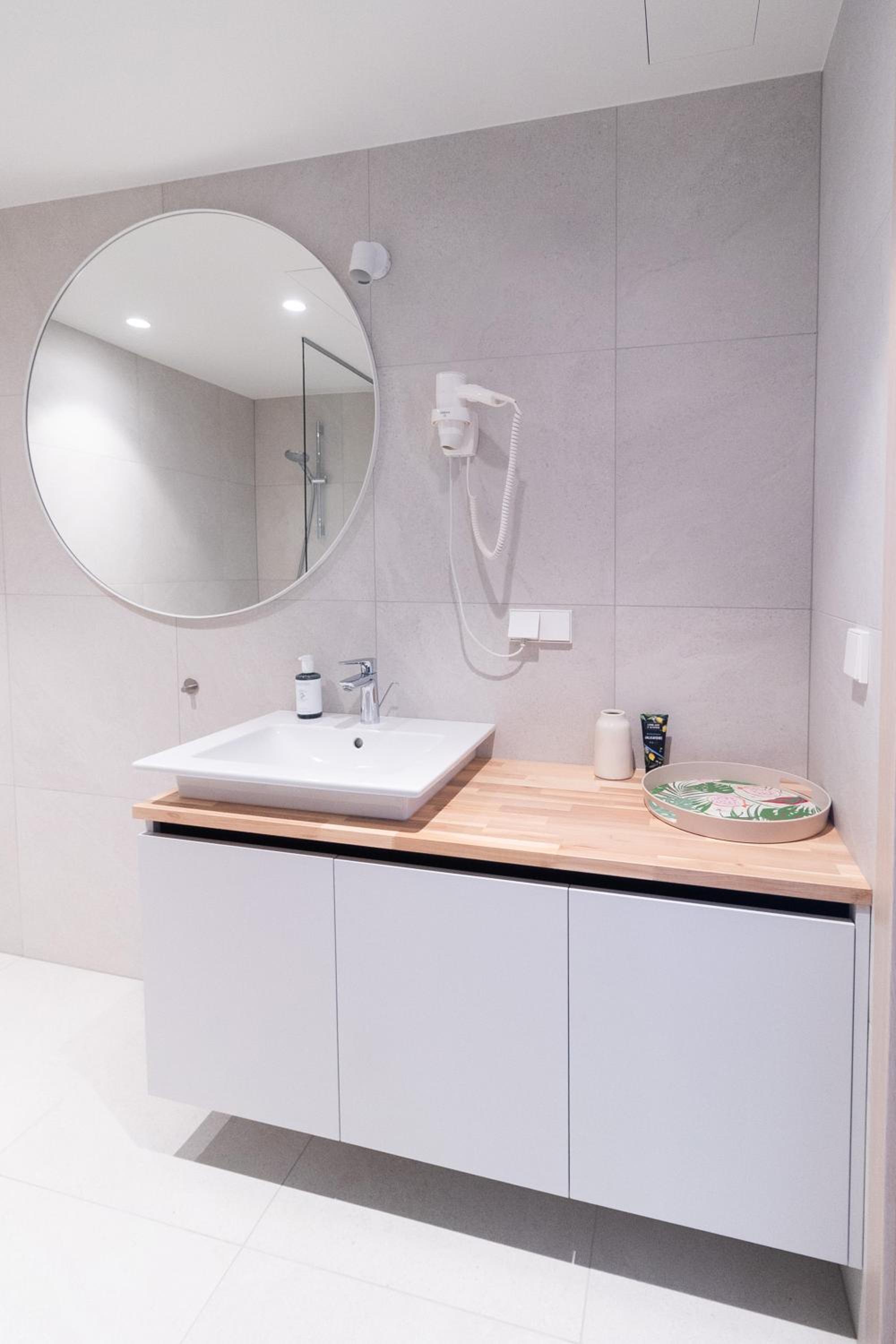 Revalia Vektor Fantastic View Apartment