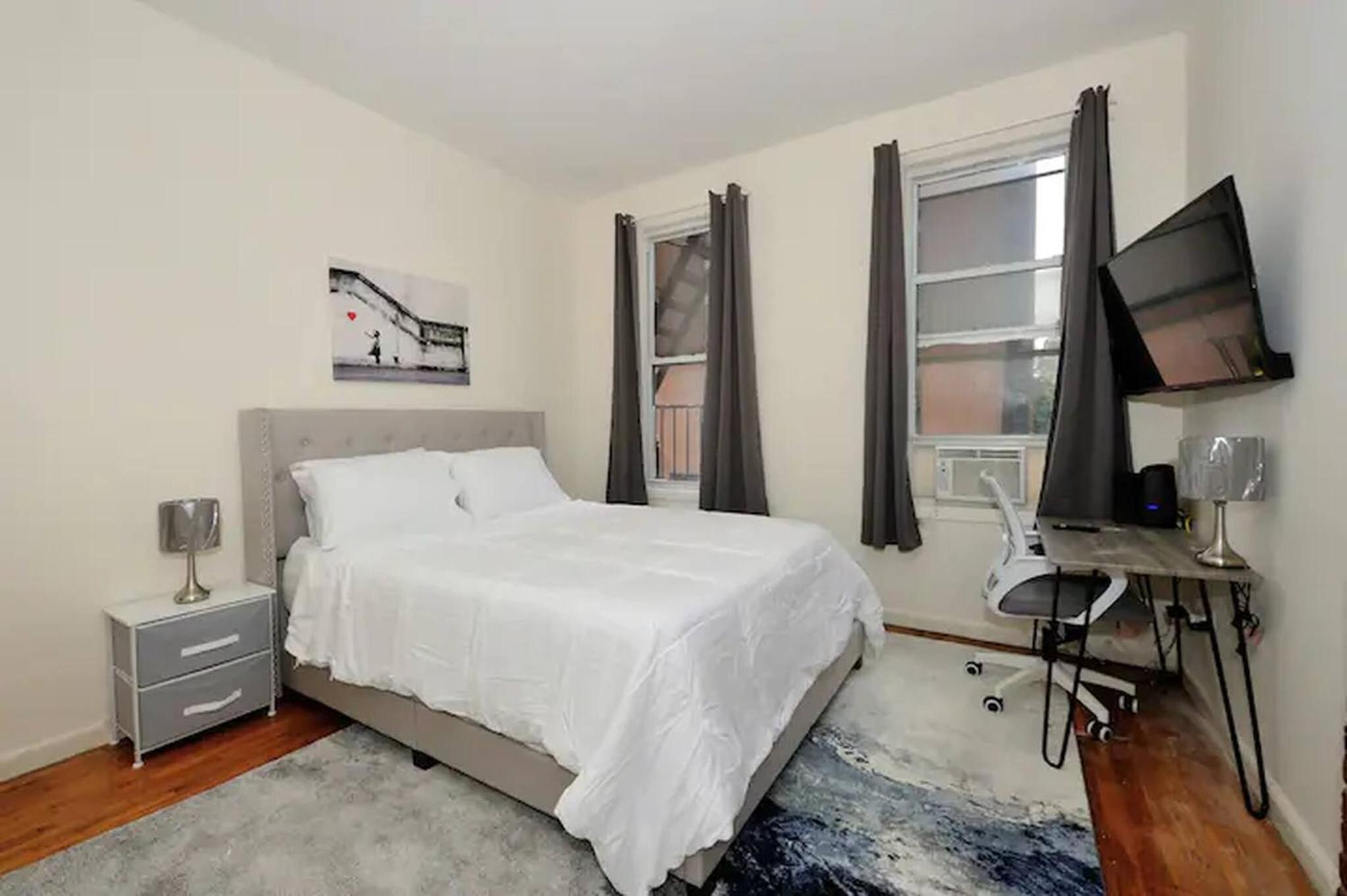Cozy Studio Steps To Central Park Upper E Side