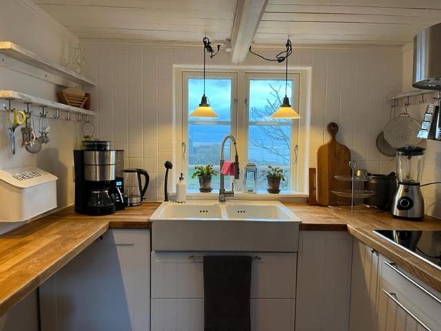 Guesthouse by the sea