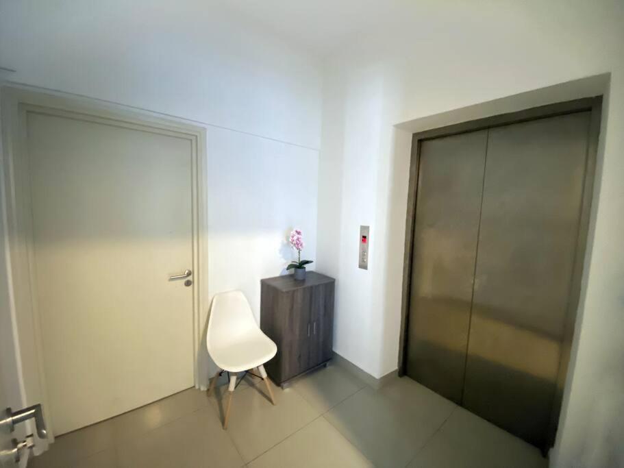 Stylish KLCC 2 Bedroom Apartment