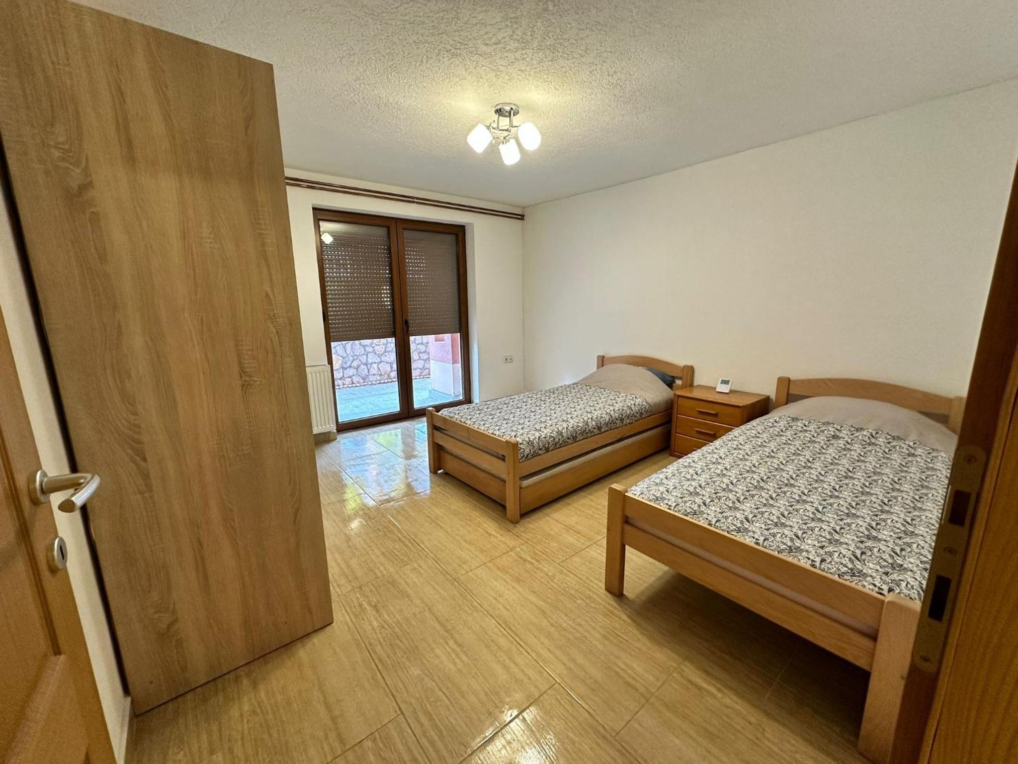 Lux Villa Emina