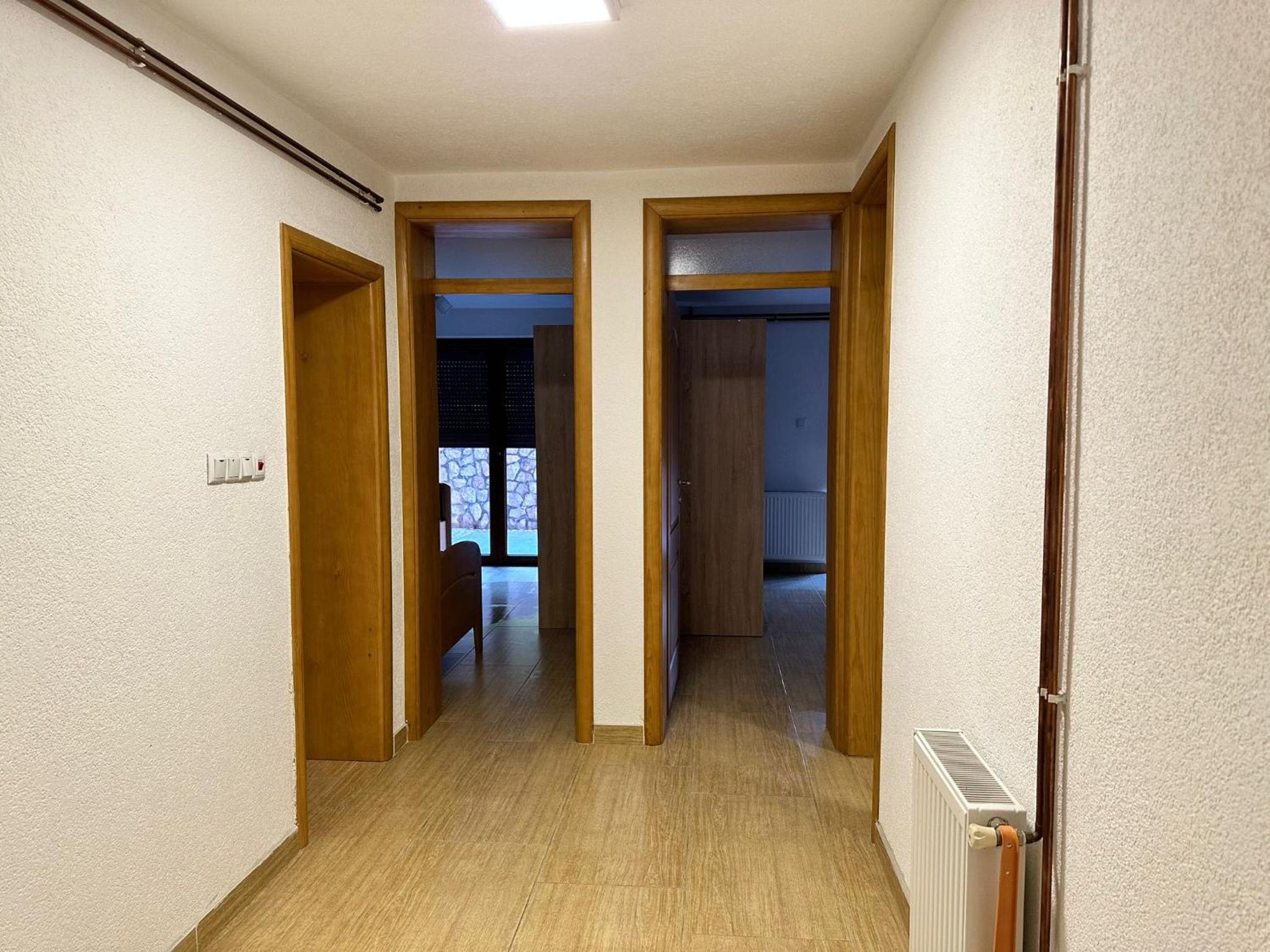 Lux Villa Emina
