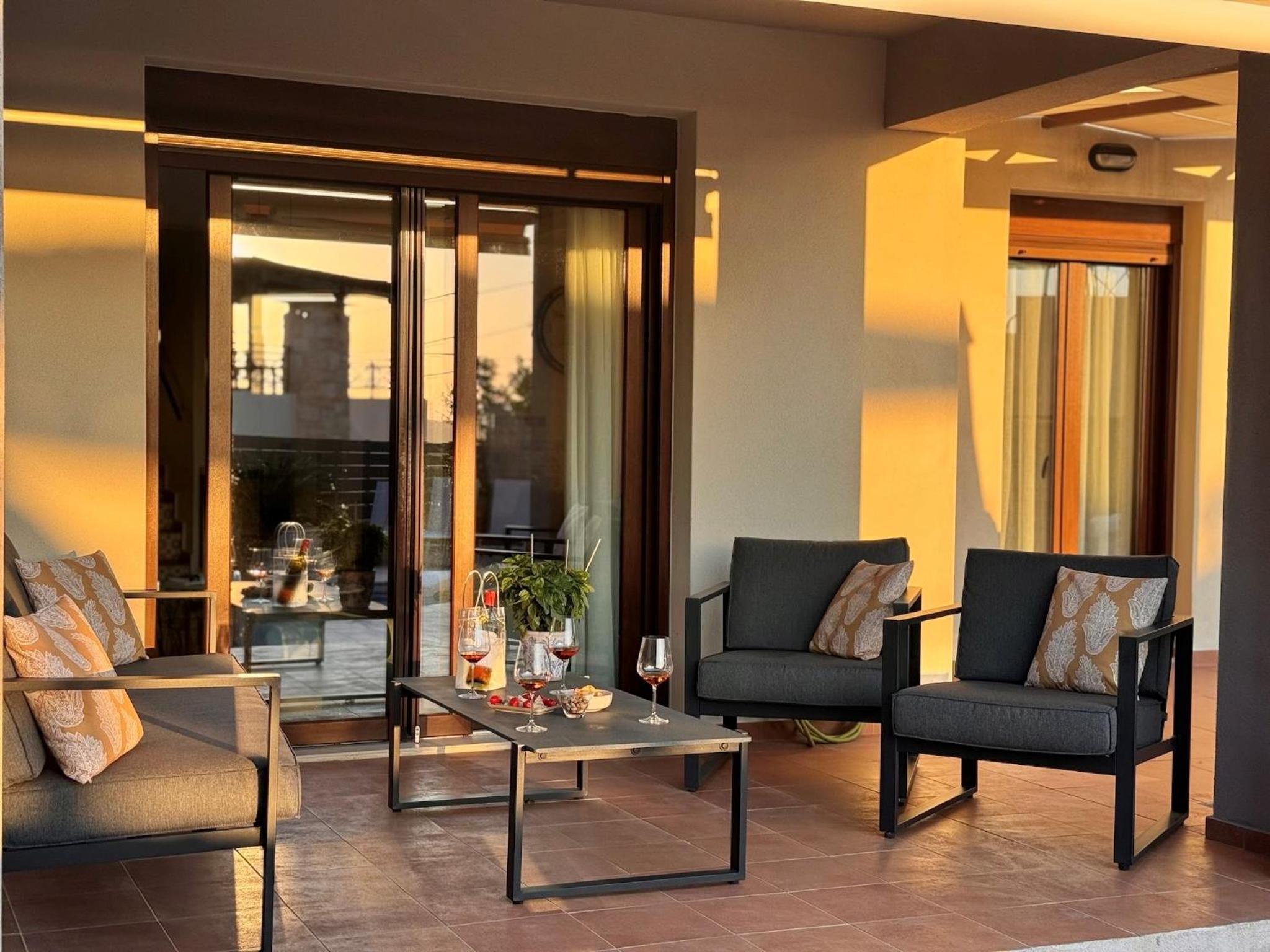 Villa Los Pacos - luxury 3-bed villa near Rethymno with spectacular sea view view 3