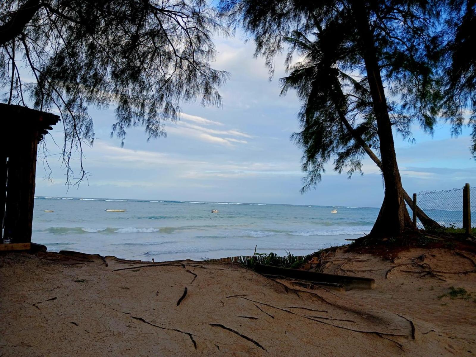 Sandbox Apartment 4 Diani Beach Kenya view 3