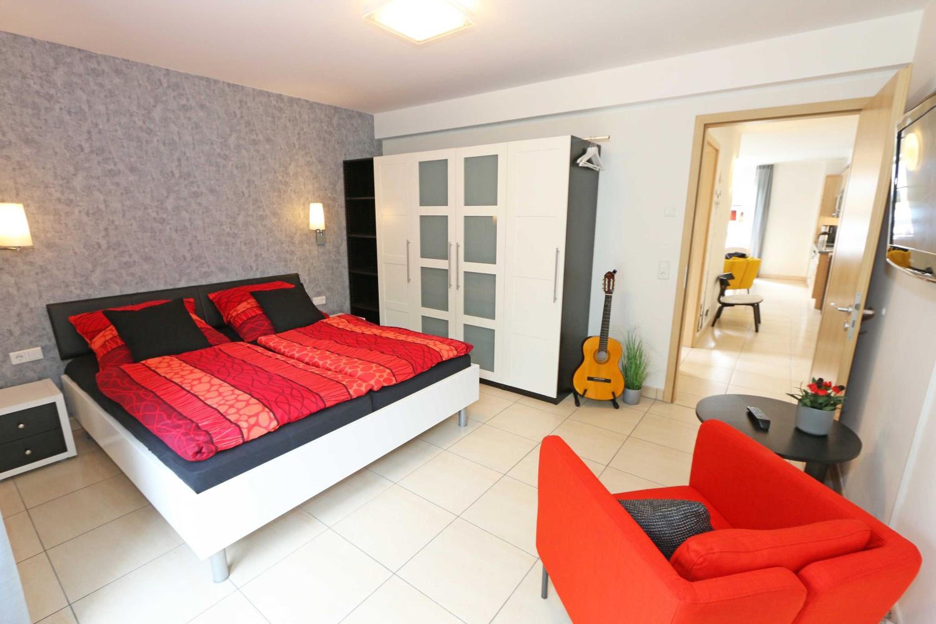 Villa Salus Whg 5 Auszeit - mit 2 Bädern und Balkon