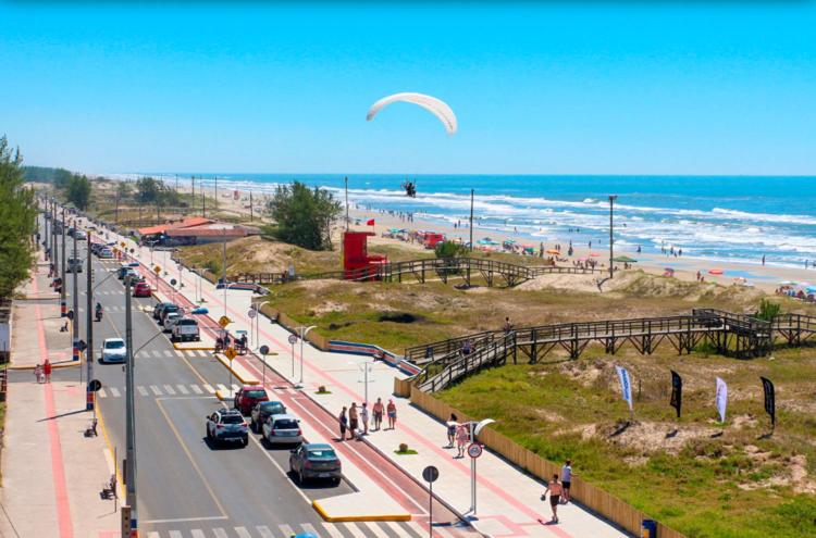Casa da bike Balneario Gaivota 150 mt do mar