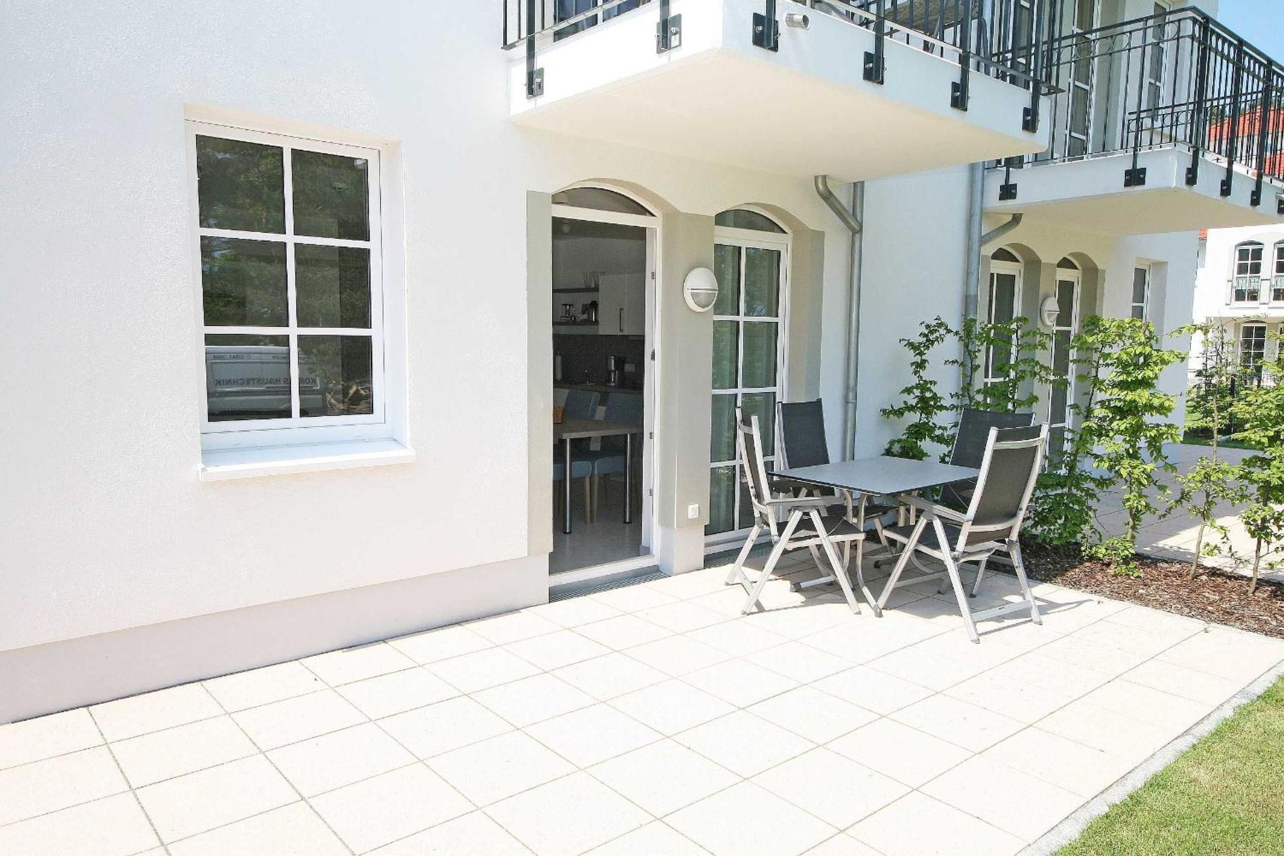Haus Meeresblick - Ferienwohnung C 001 Dünenblick mit Terrasse