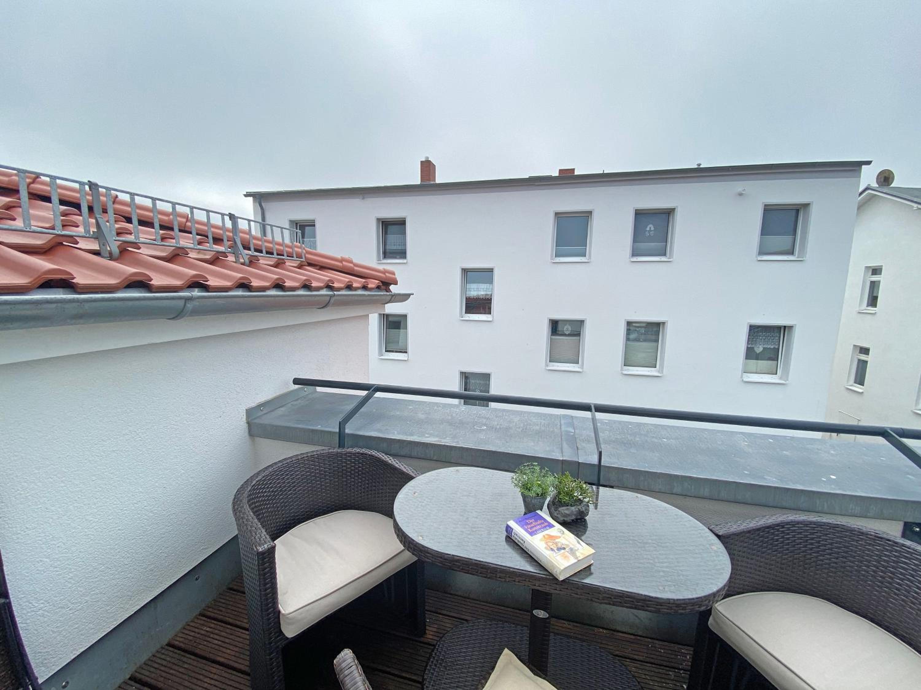 Villa Anni - Ferienwohnungen 08 mit Balkon