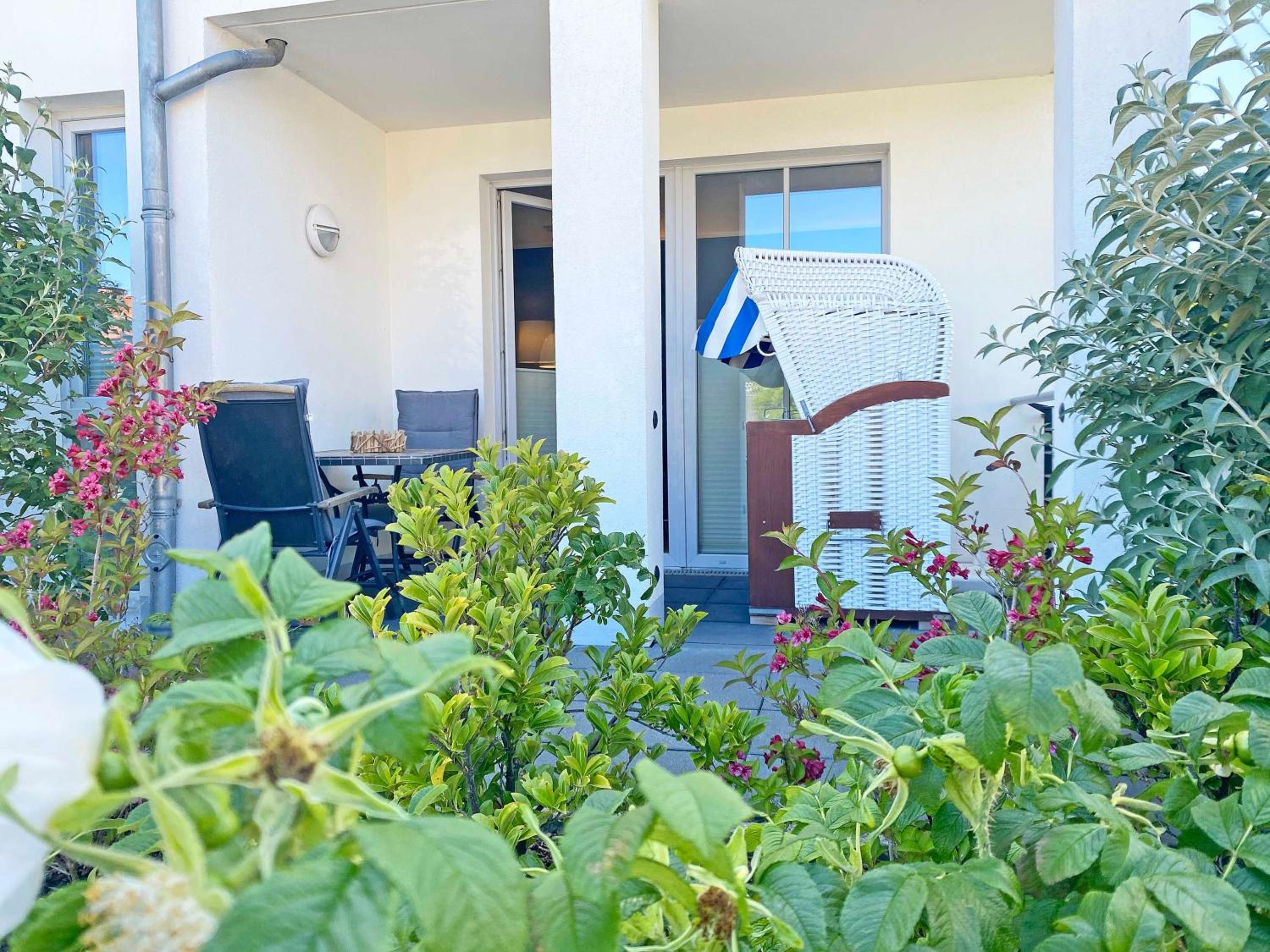 Villa Antje Whg 05 mit Terrasse view 5