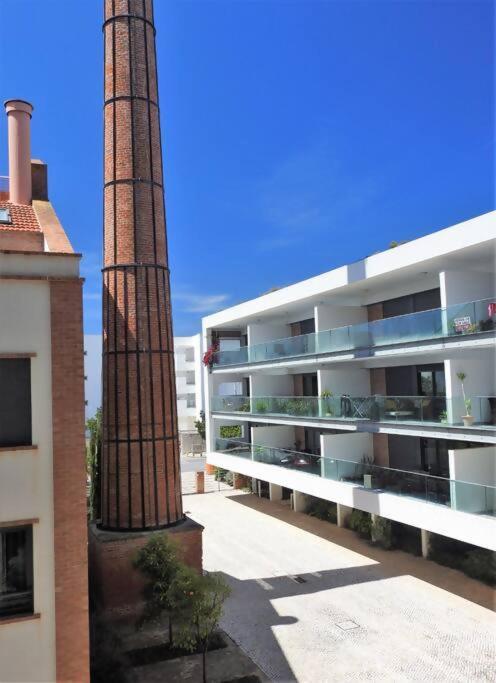 Lagos Factory Yellow by Marina with AC view 2