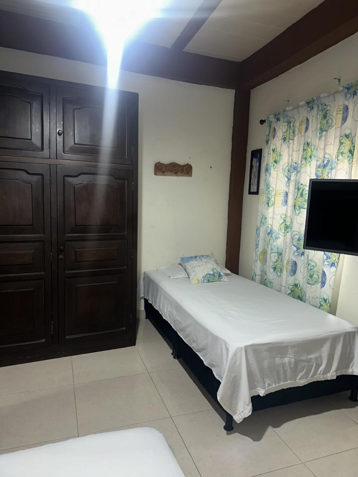LAS CAMELIAS APARTAHOTEL - La Virginia Risaralda