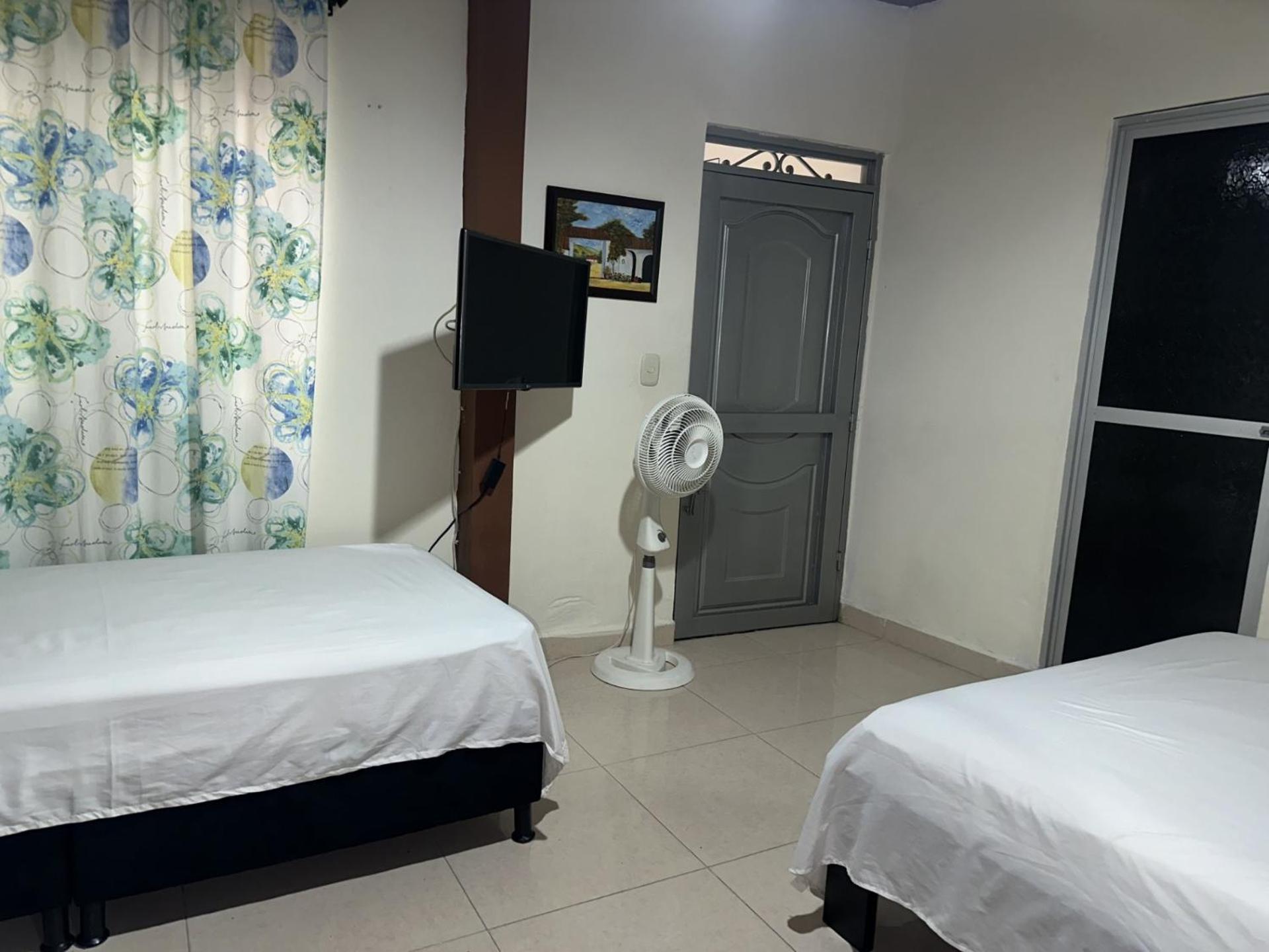 LAS CAMELIAS APARTAHOTEL - La Virginia Risaralda