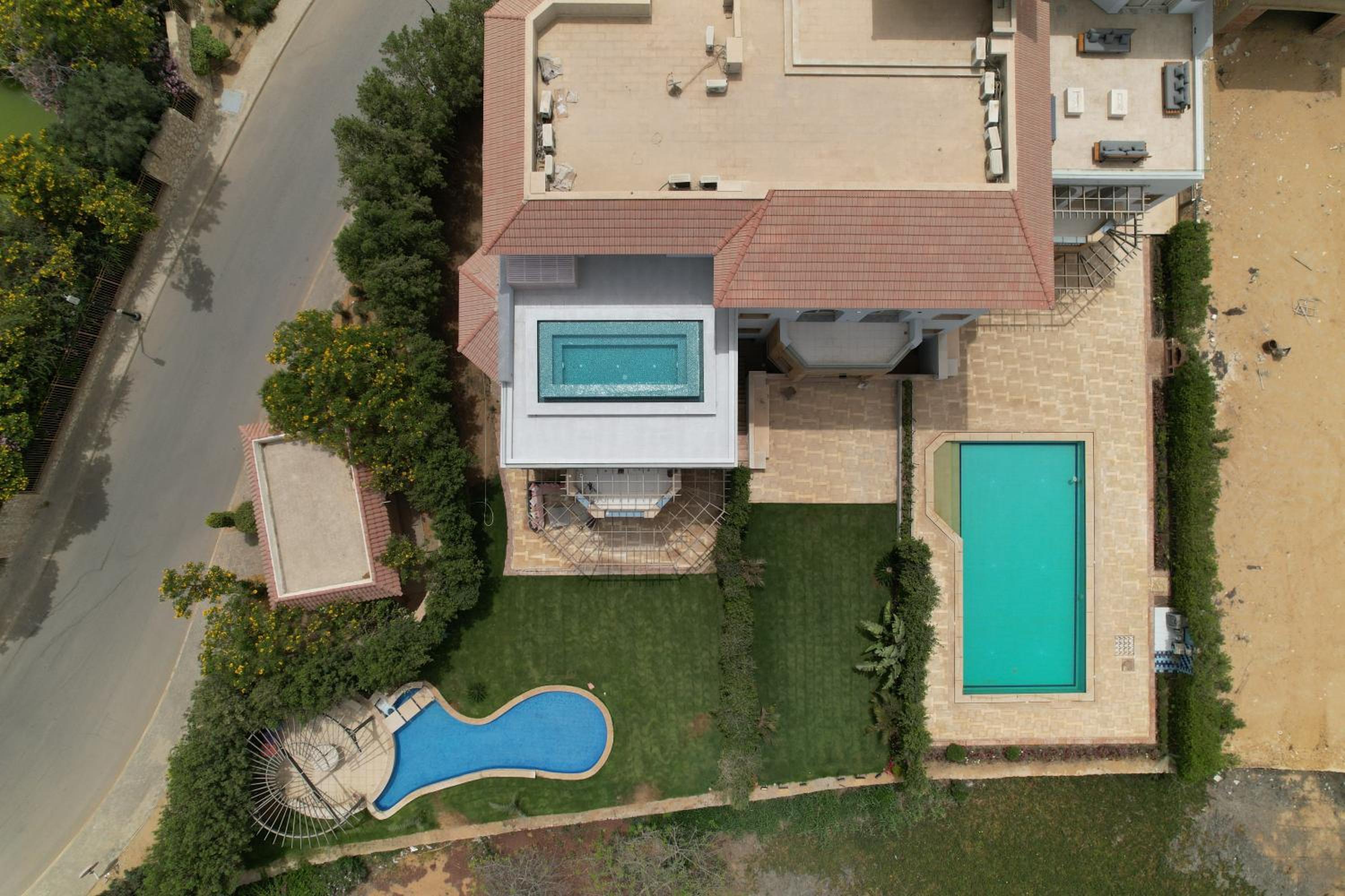 Zyra Golf Residence
